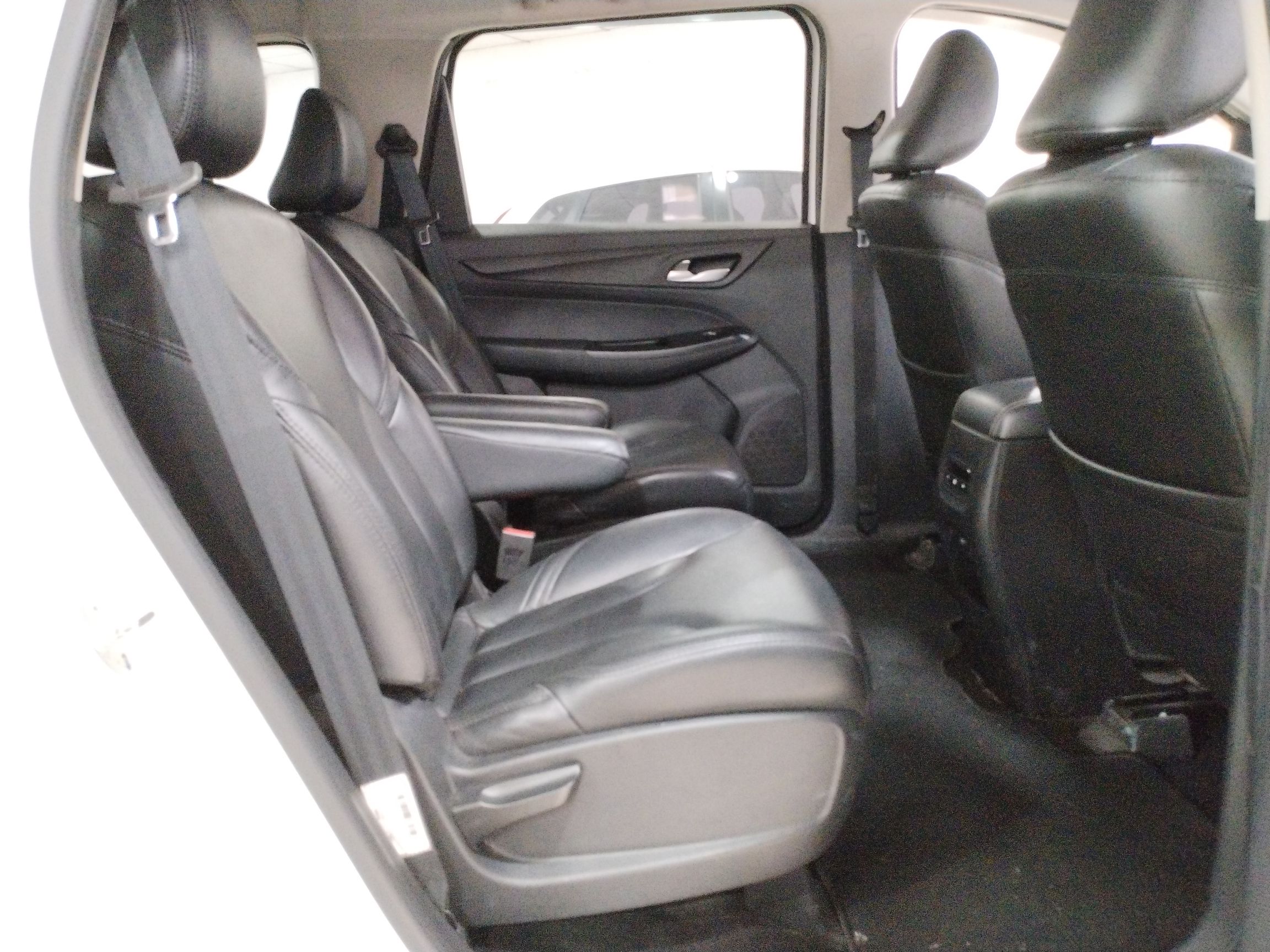 宝骏730 2021款 1.5L 手动时尚型 7座