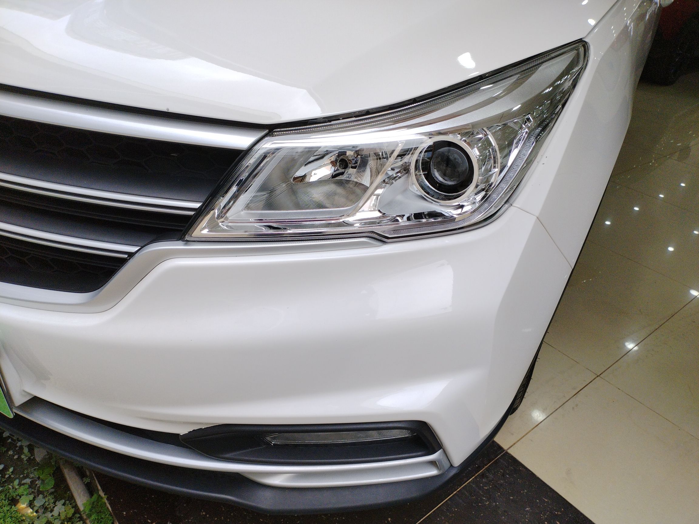 宝骏730 2021款 1.5L 手动时尚型 7座