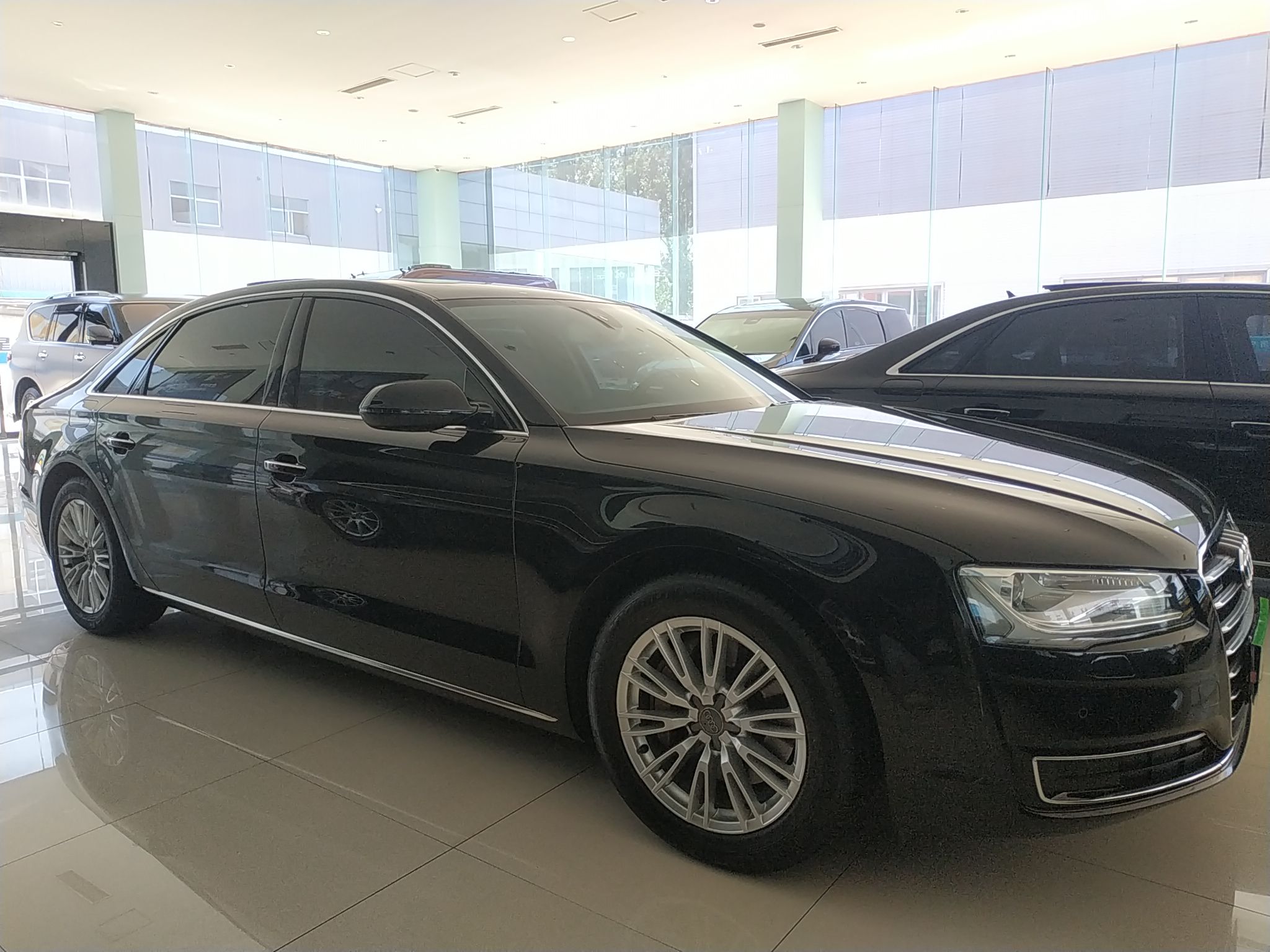 奥迪A8 2014款 A8L 45 TFSI quattro舒适型(进口)