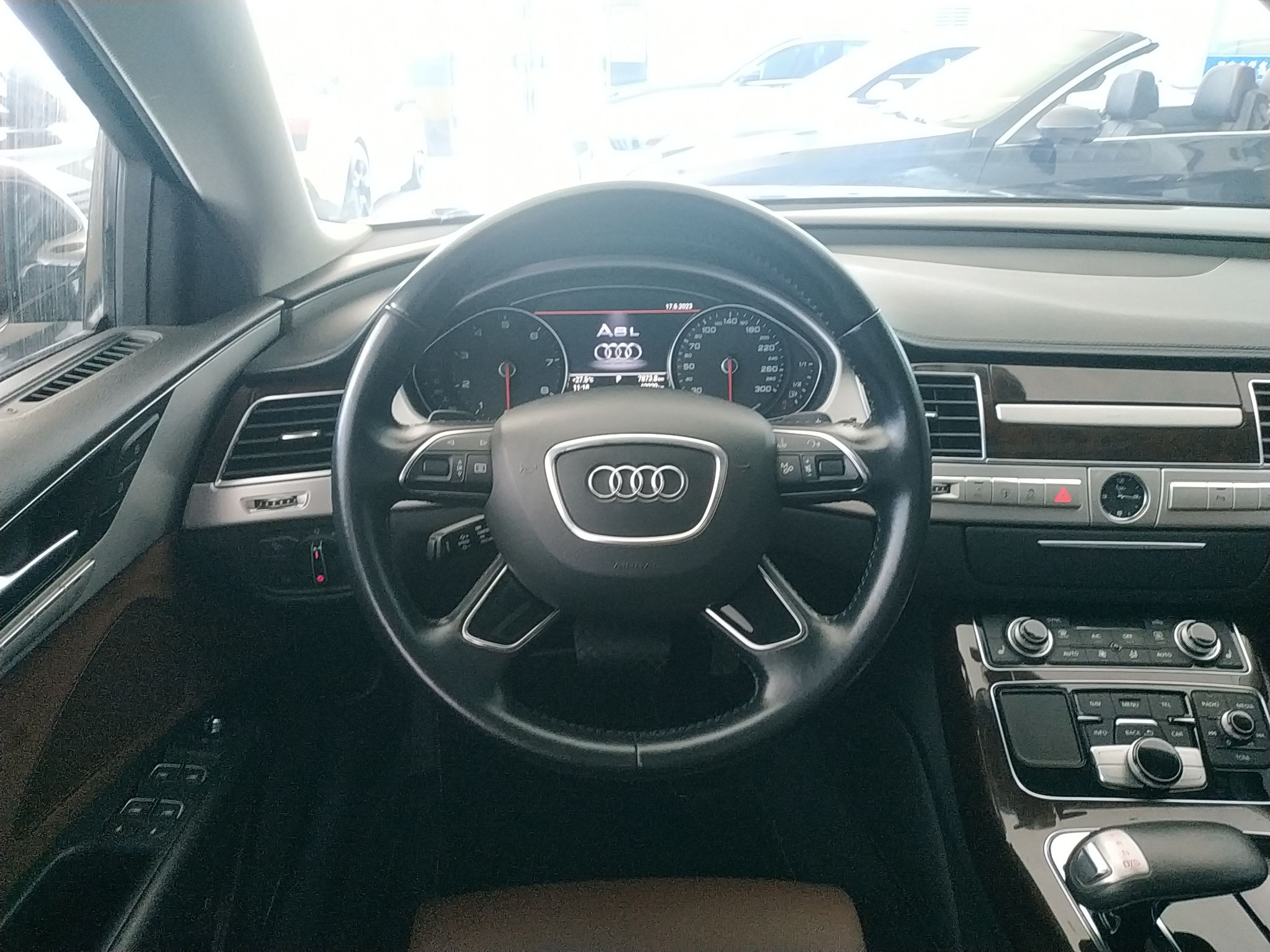 奥迪A8 2014款 A8L 45 TFSI quattro舒适型(进口)