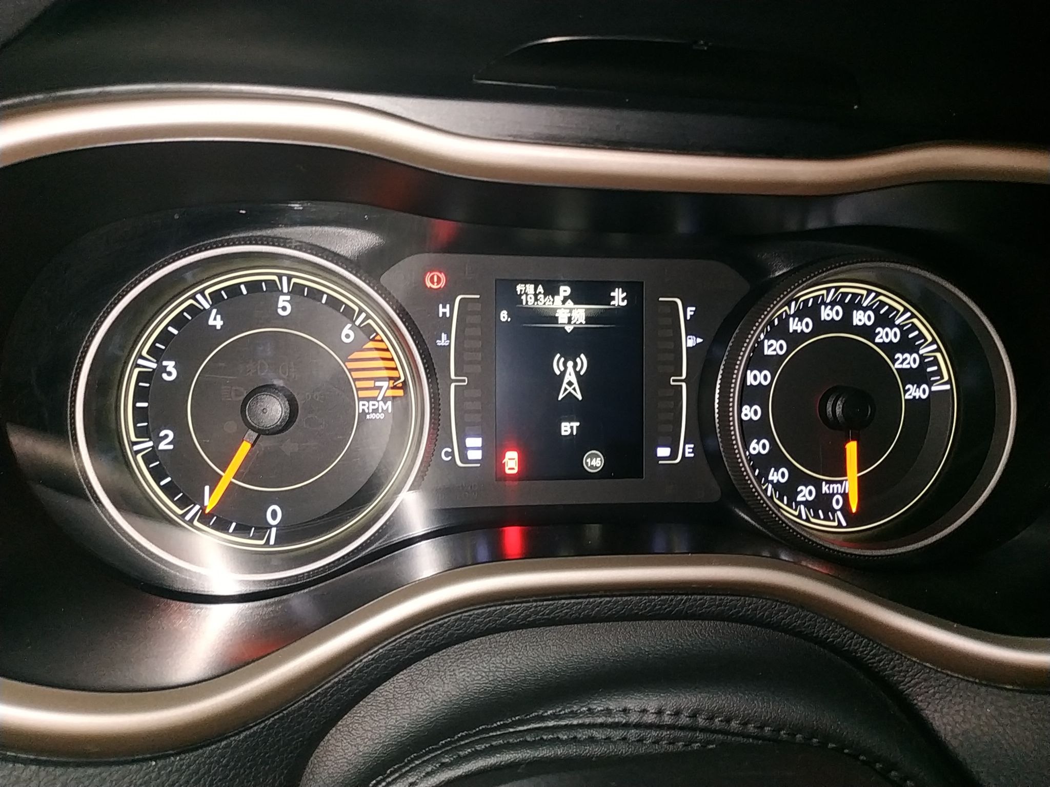 Jeep 自由光 2017款 2.4L 领先版