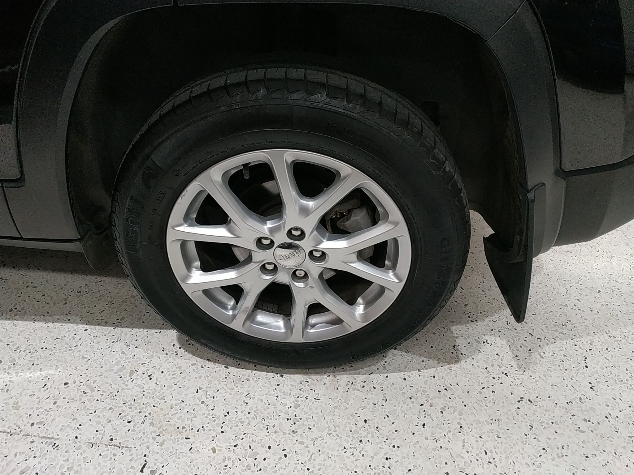 Jeep 自由光 2017款 2.4L 领先版