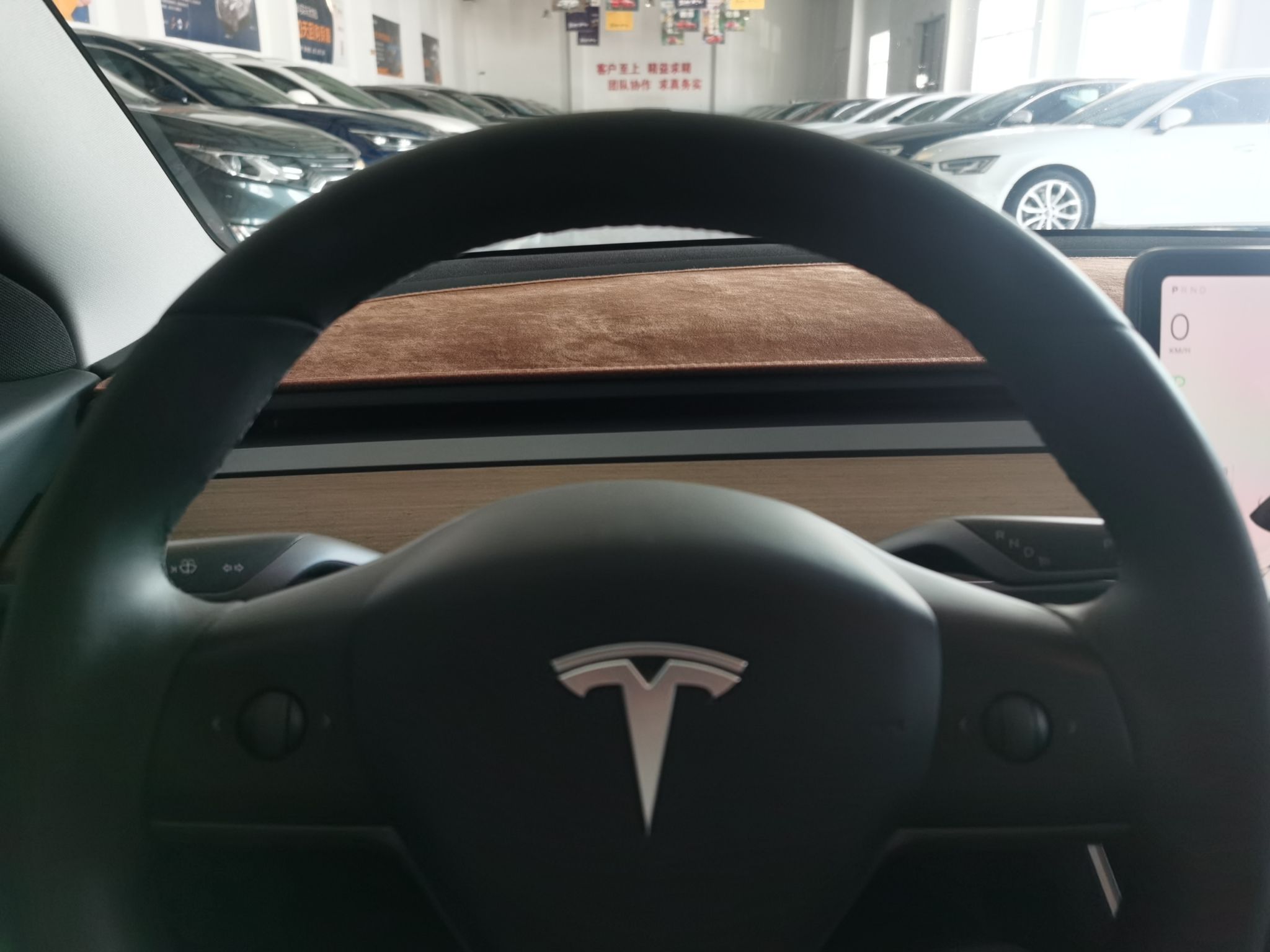 特斯拉 Model 3 2019款 标准续航后驱升级版