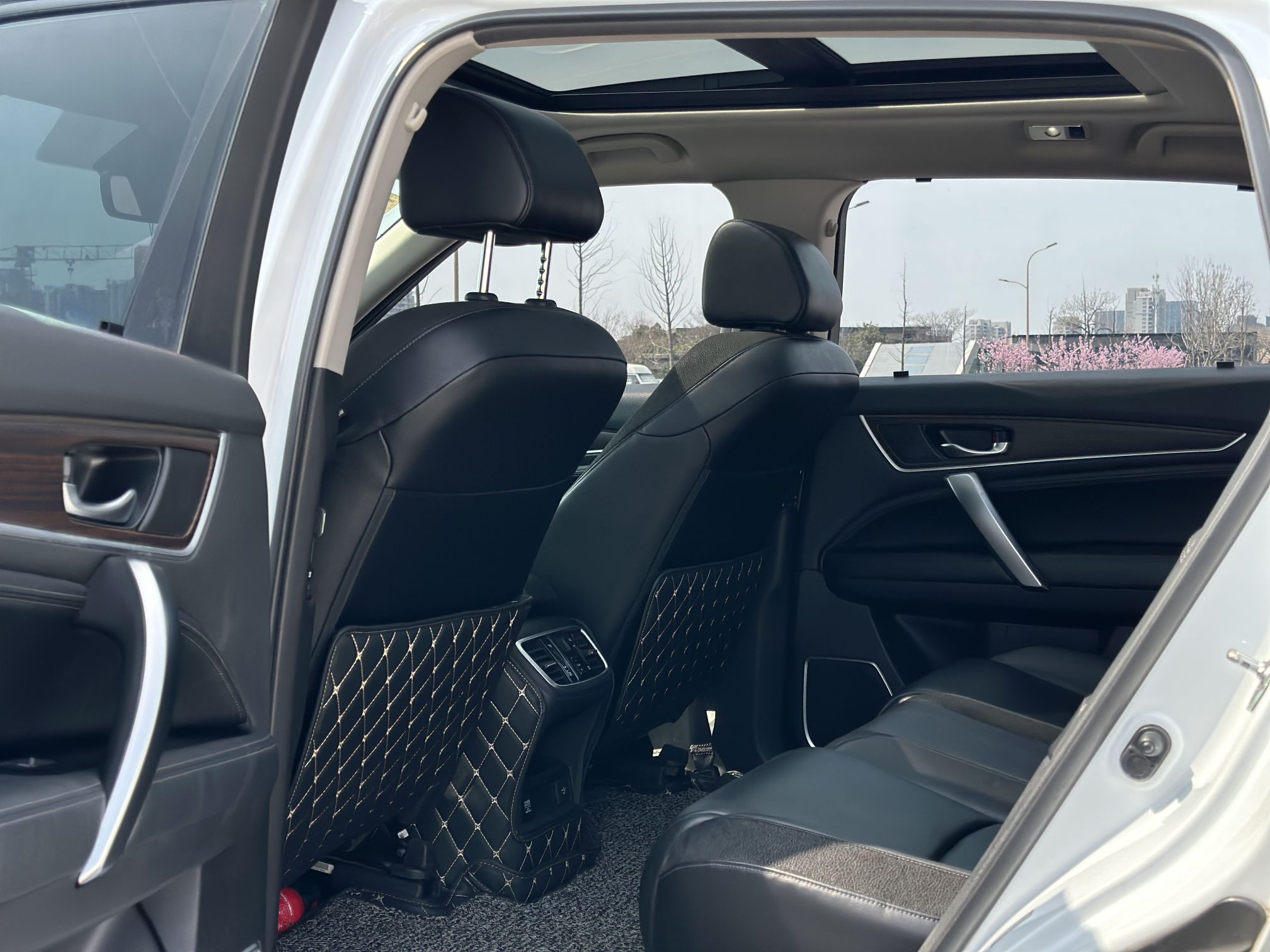 本田 冠道 2017款 240TURBO 两驱尊享版