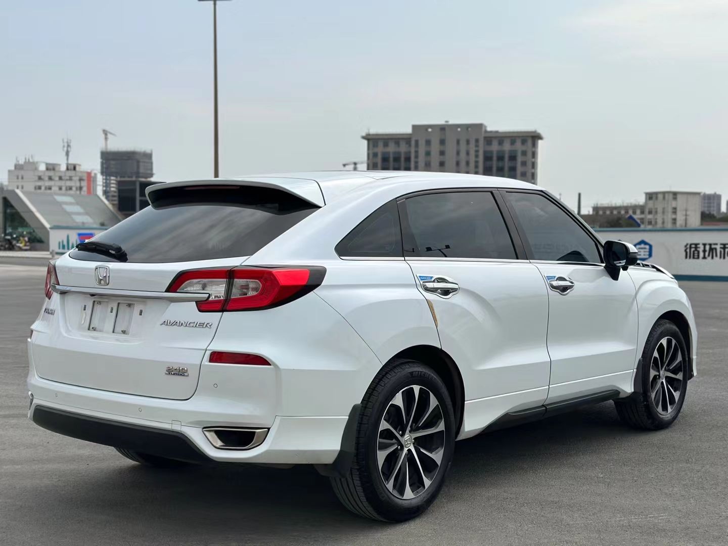 本田 冠道 2017款 240TURBO 两驱尊享版