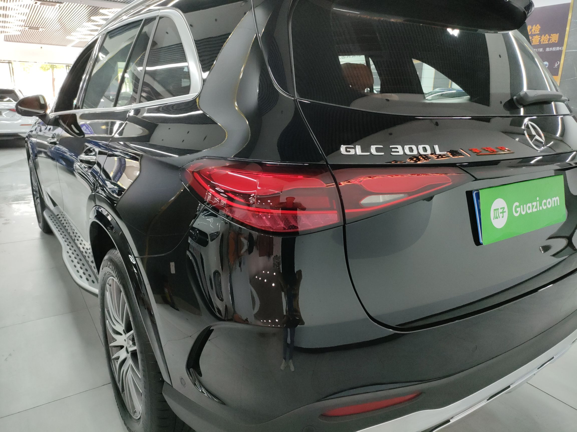 奔驰GLC级 2023款 GLC 300 L 4MATIC 动感型 7座