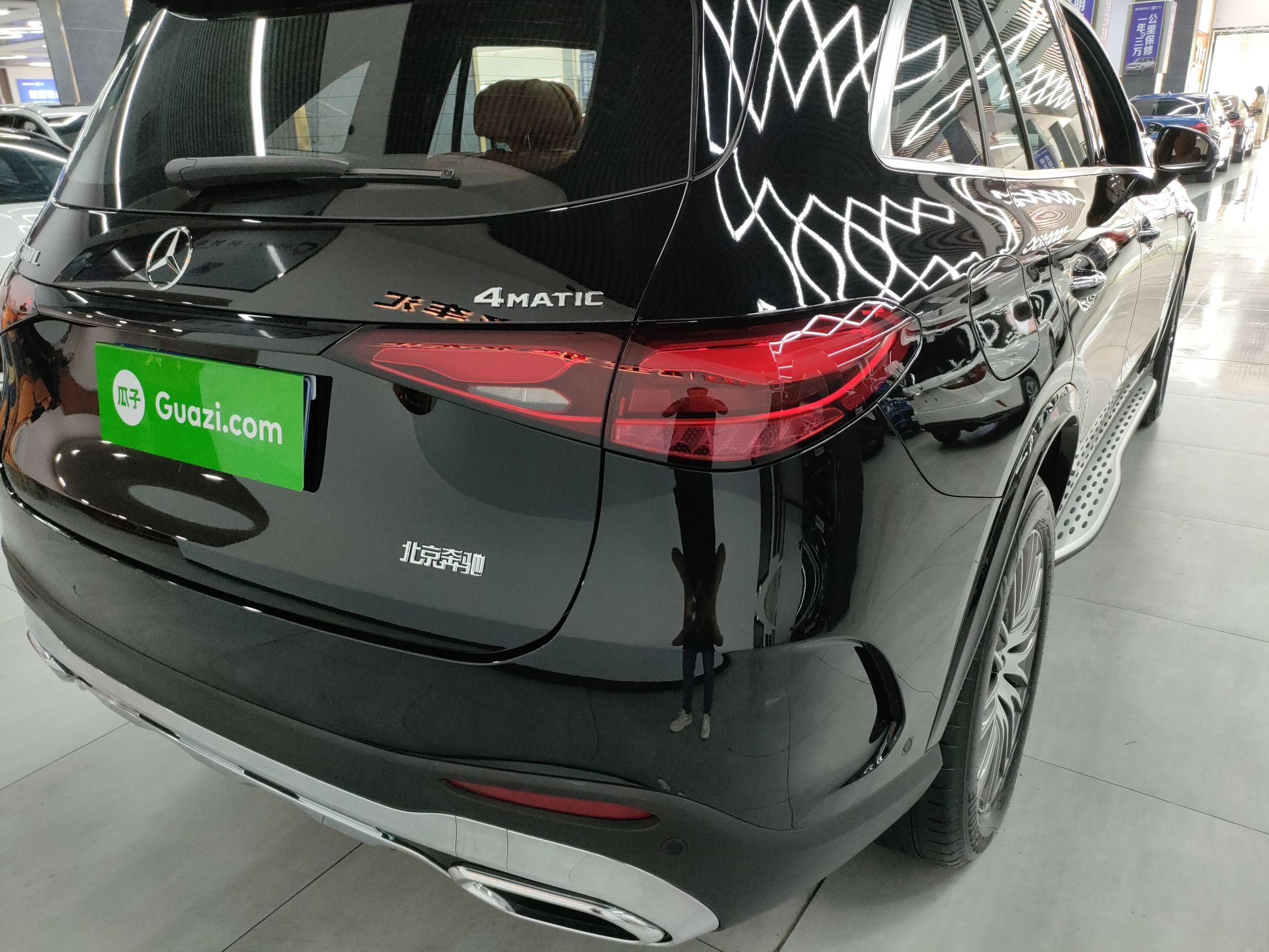 奔驰GLC级 2023款 GLC 300 L 4MATIC 动感型 7座