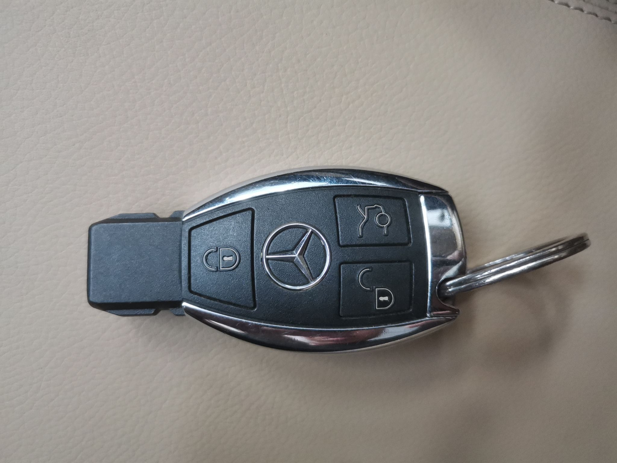 奔驰GL级 2011款 GL 450 4MATIC尊贵型(进口)