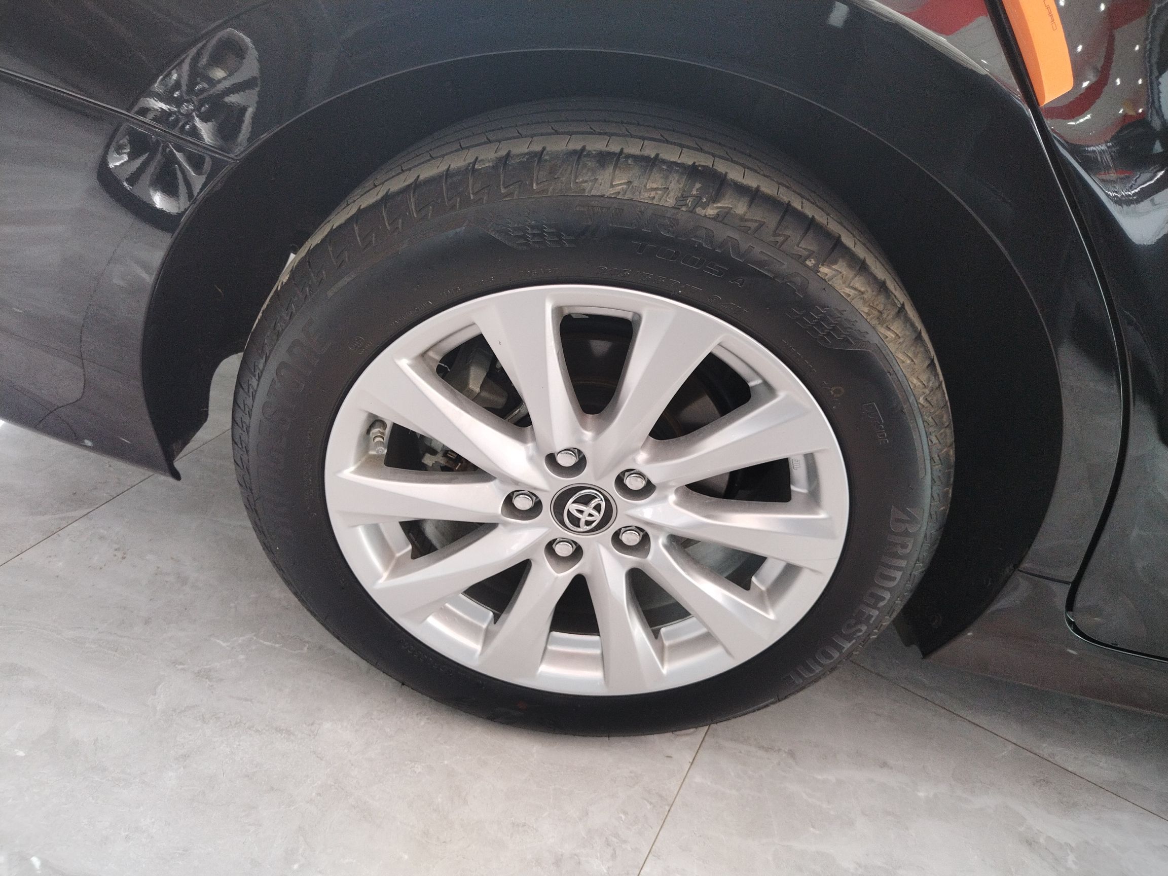 丰田 凯美瑞 2019款 改款 2.0G 豪华版