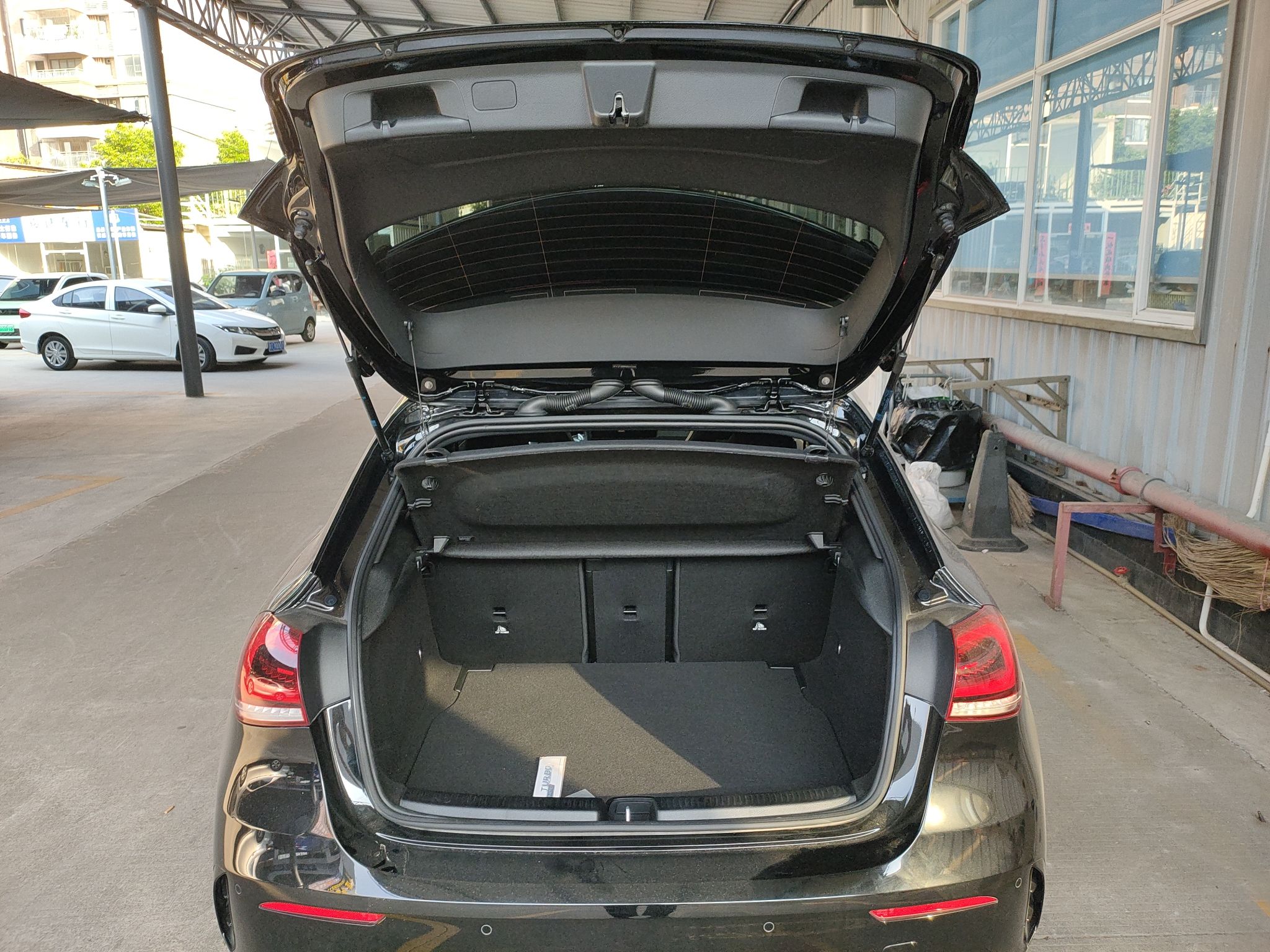 奔驰A级AMG 2022款 AMG A 35 4MATIC