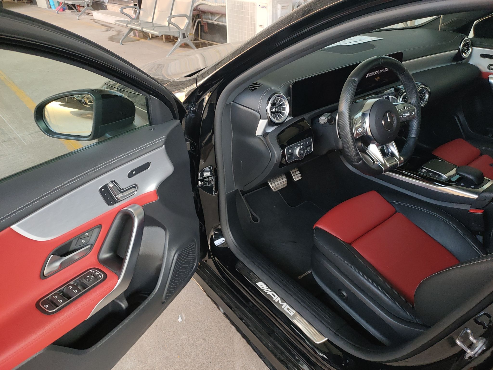 奔驰A级AMG 2022款 AMG A 35 4MATIC