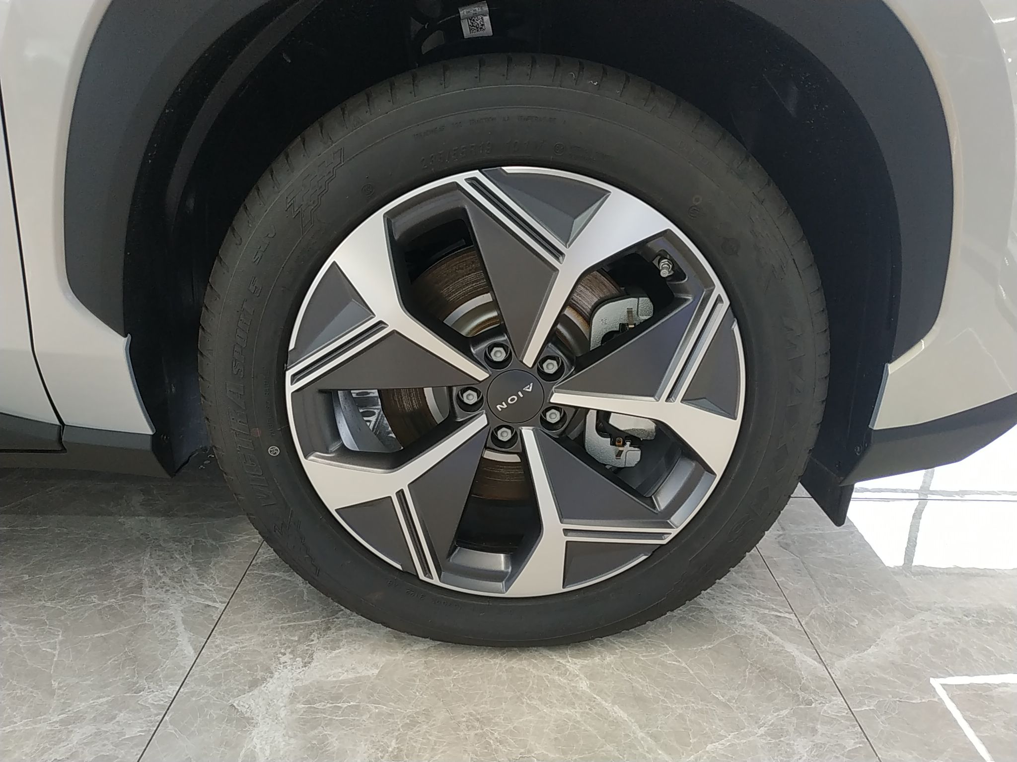 广汽埃安 Aion V(埃安V) 2021款 PLUS 70 智享科技版