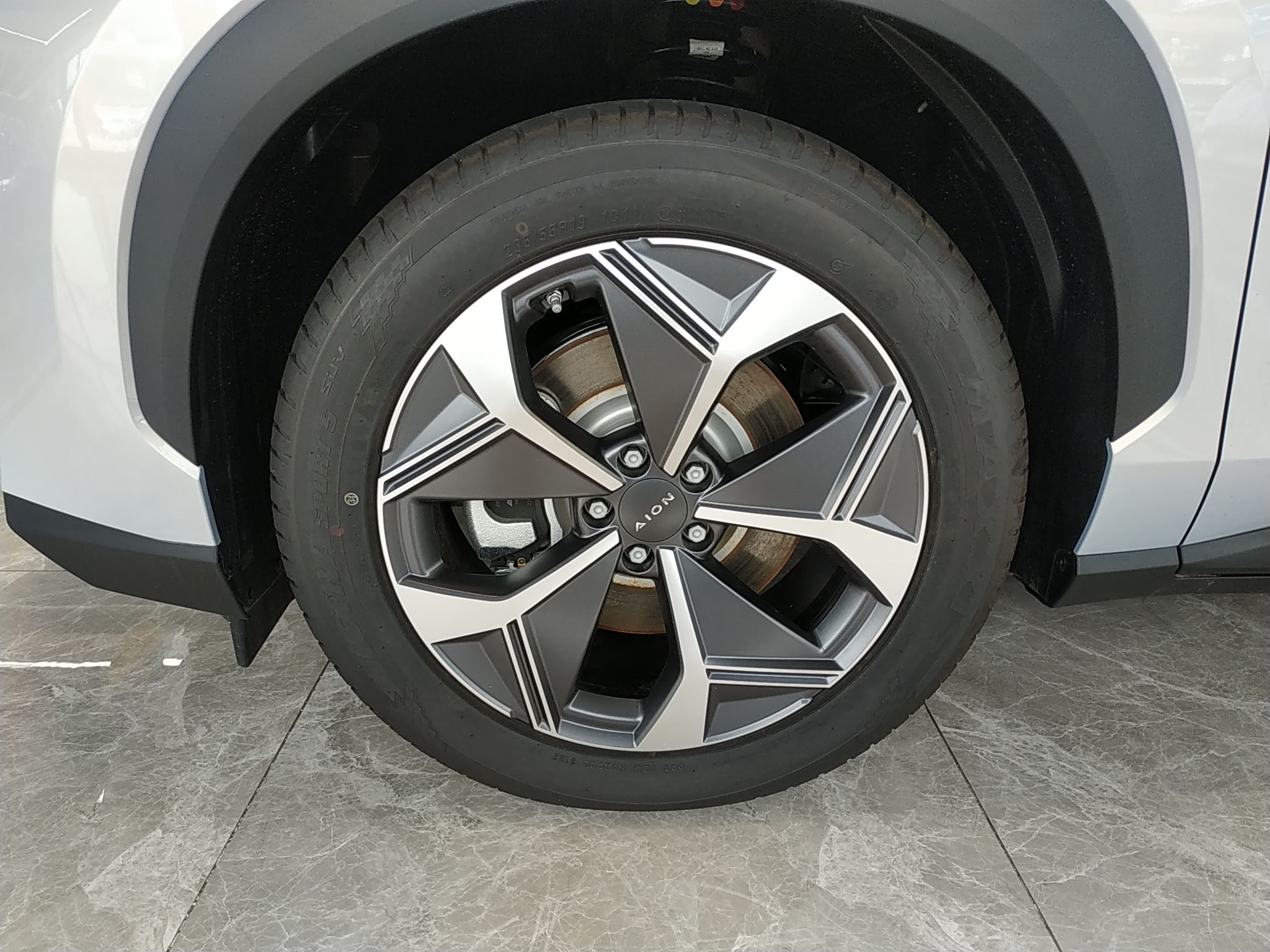 广汽埃安 Aion V(埃安V) 2021款 PLUS 70 智享科技版