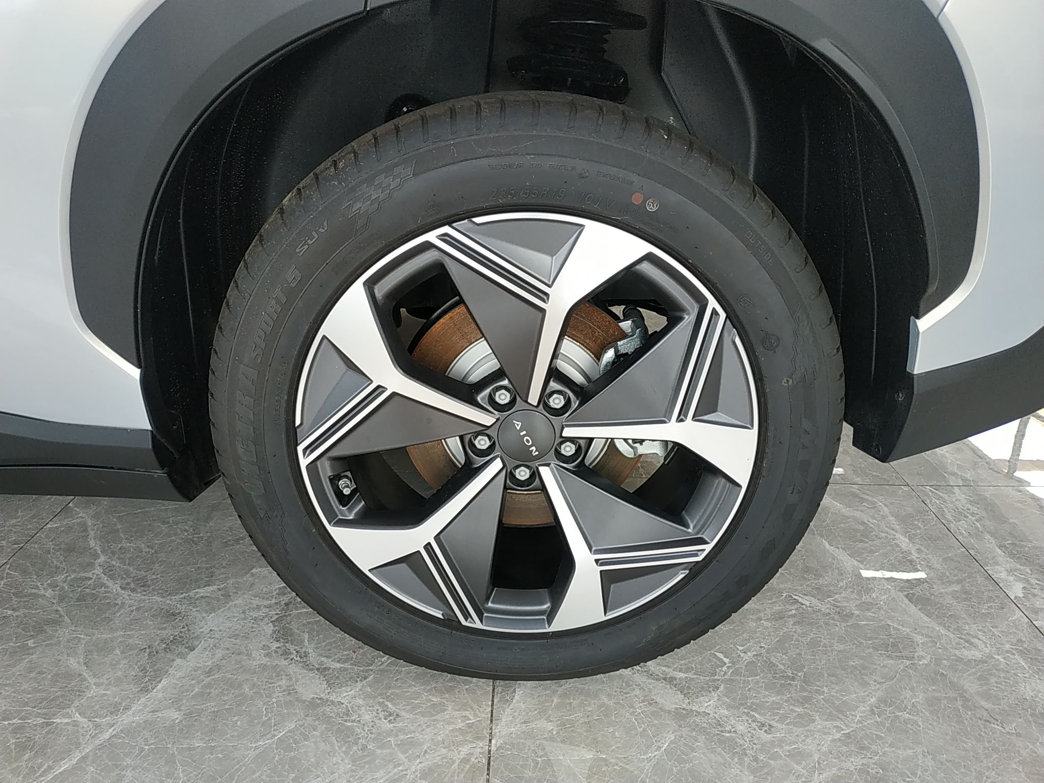 广汽埃安 Aion V(埃安V) 2021款 PLUS 70 智享科技版