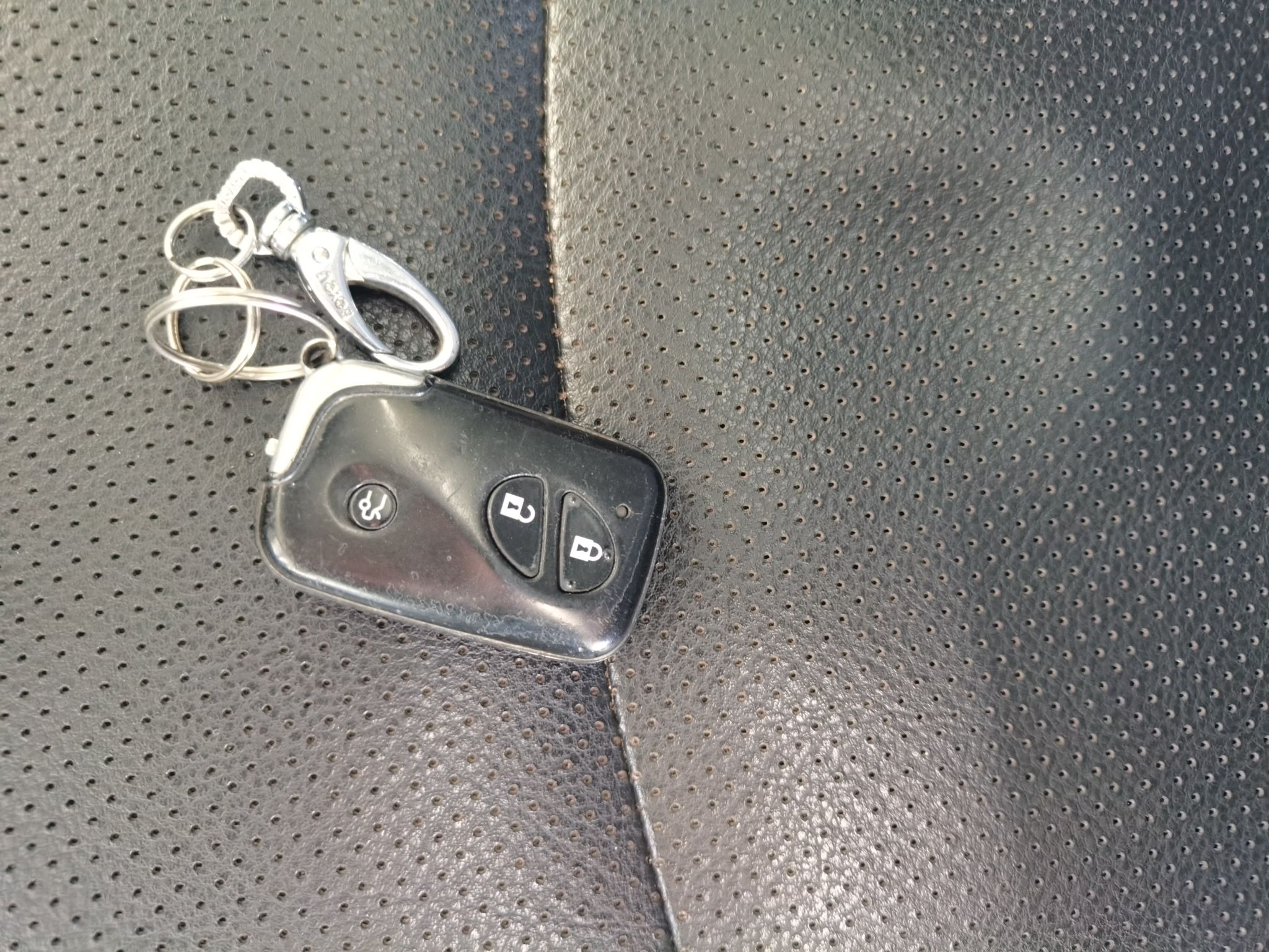 比亚迪S6 2014款 1.5TI 手动尊贵型 7座