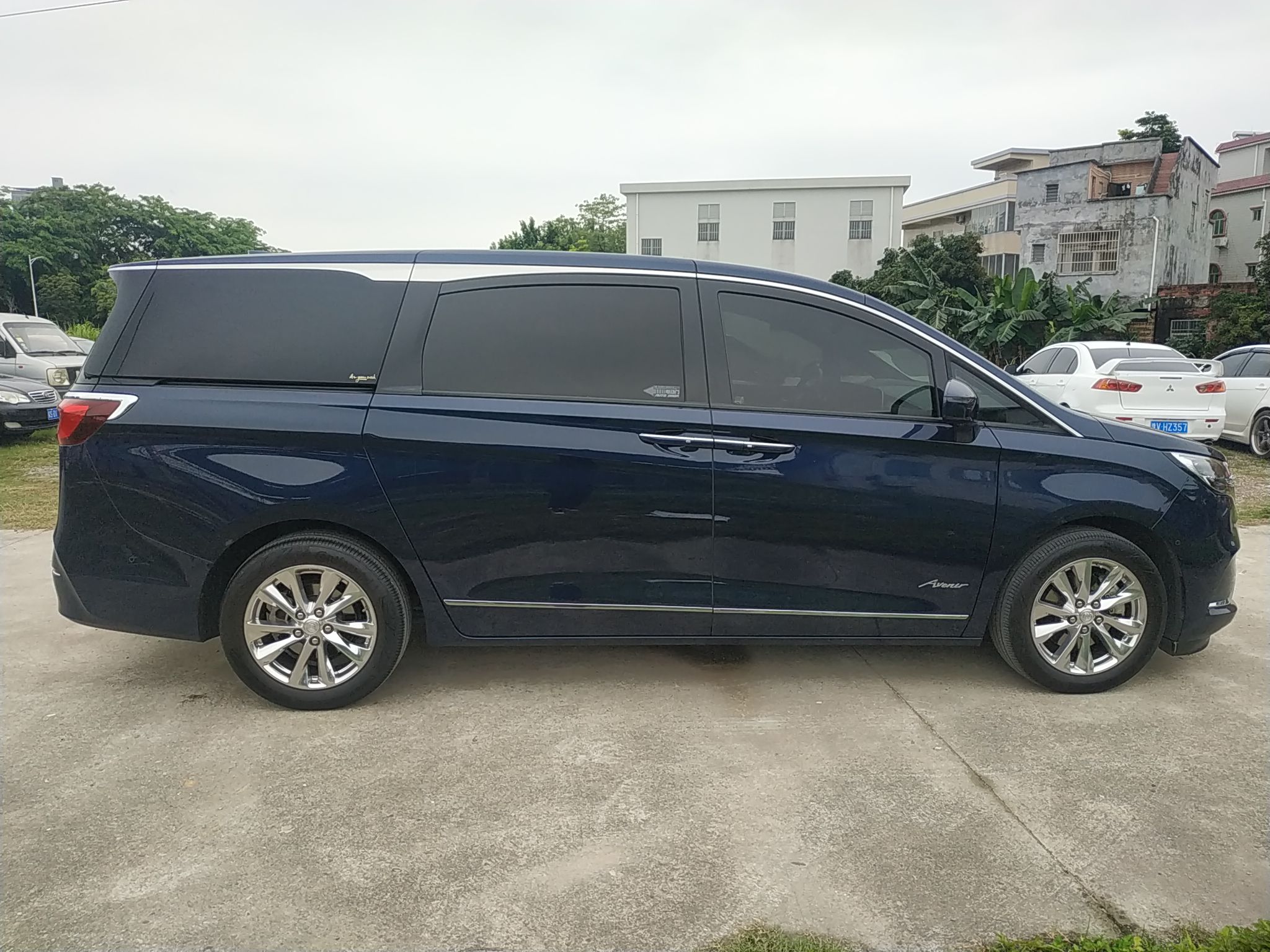 别克GL8 2020款 Avenir艾维亚 四座尊礼版