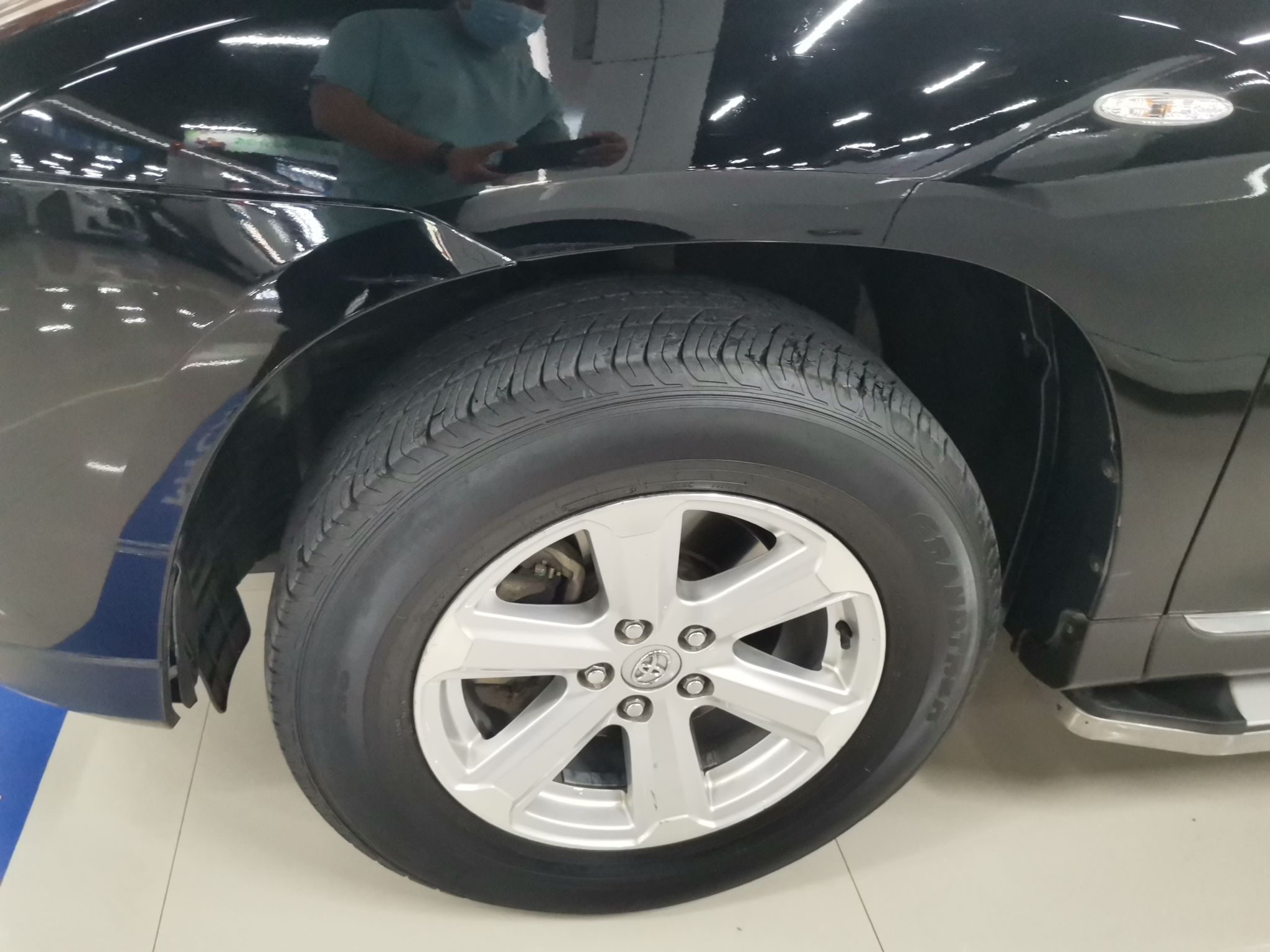 丰田 汉兰达 2012款 2.7L 两驱5座精英版