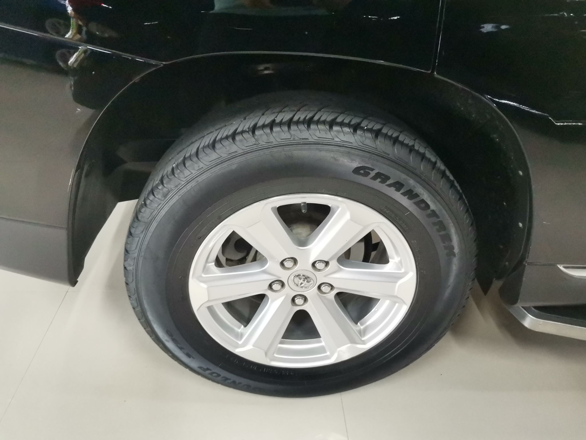 丰田 汉兰达 2012款 2.7L 两驱5座精英版