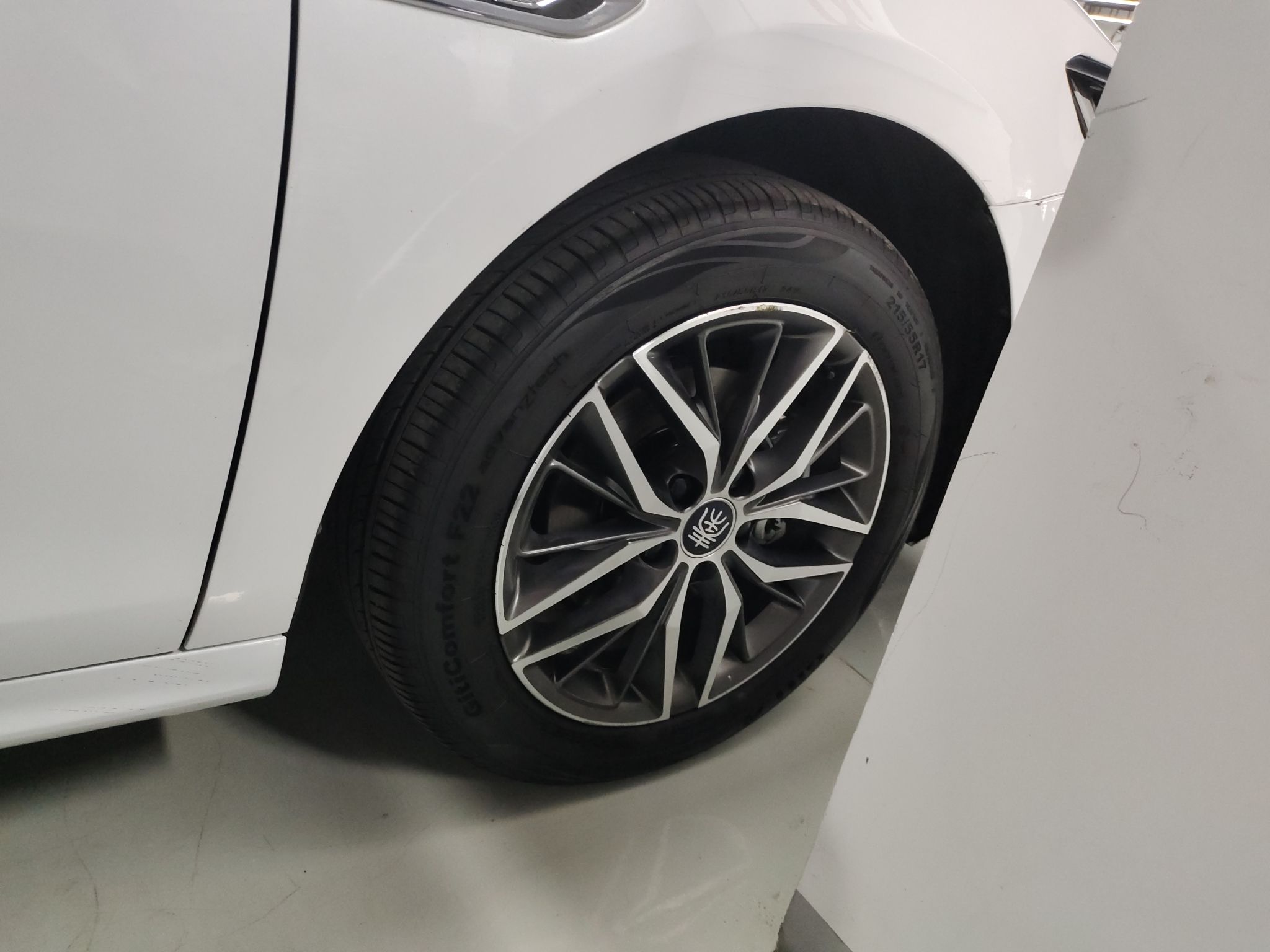 比亚迪 秦PLUS 2021款 EV 400KM 豪华型