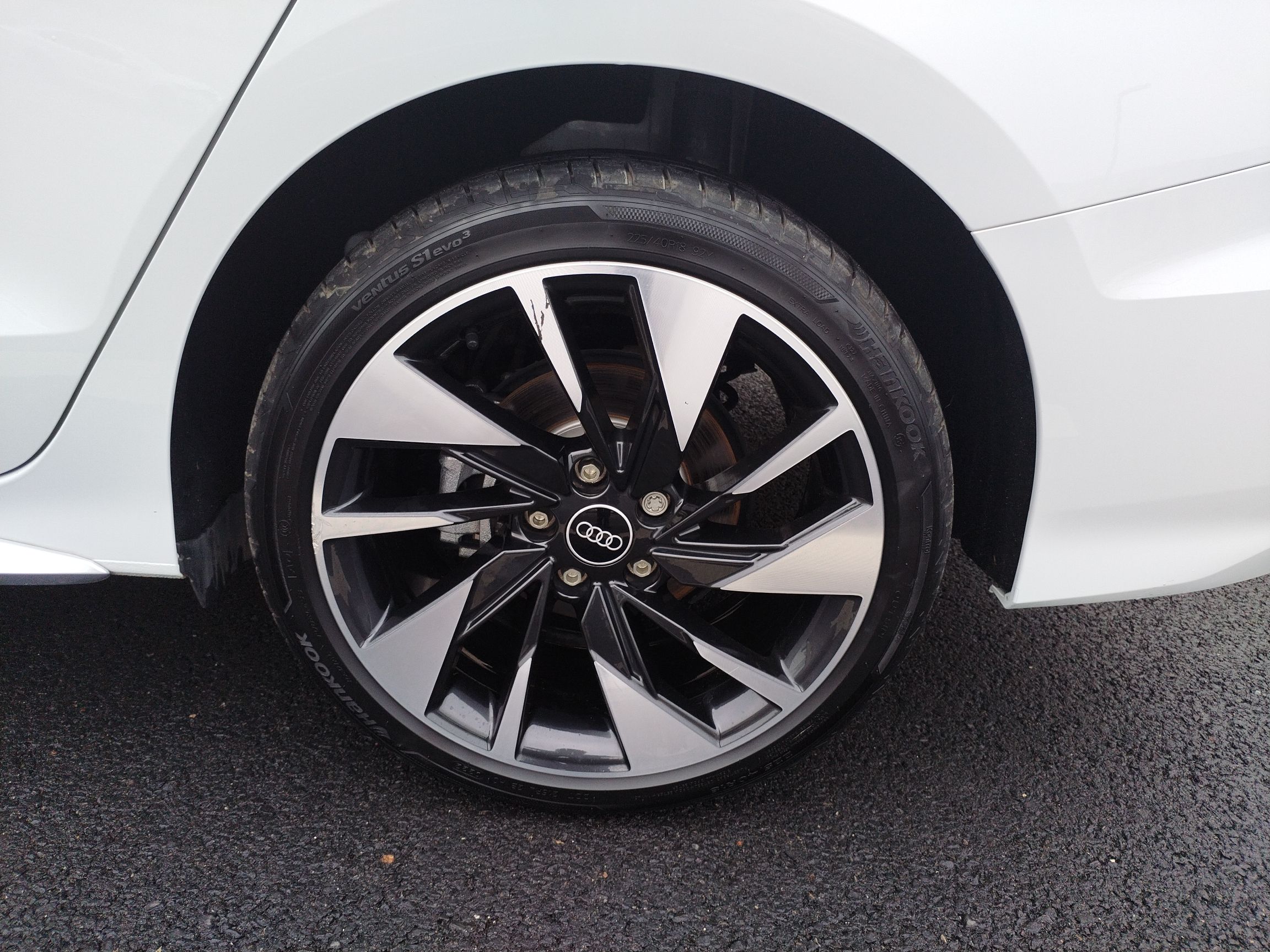 奥迪A3 2022款 A3L Limousine 35 TFSI 时尚运动型