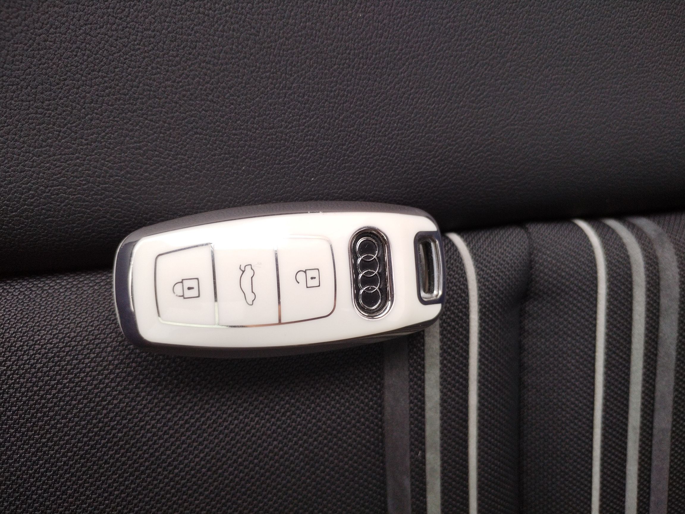 奥迪A3 2022款 A3L Limousine 35 TFSI 时尚运动型