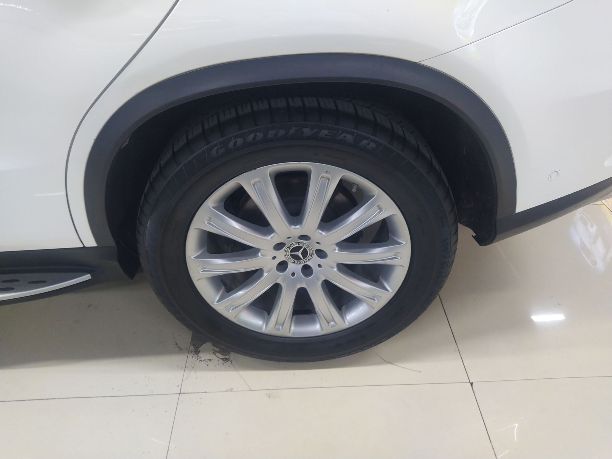 奔驰GLE级 2018款 GLE 320 4MATIC 轿跑SUV(进口)