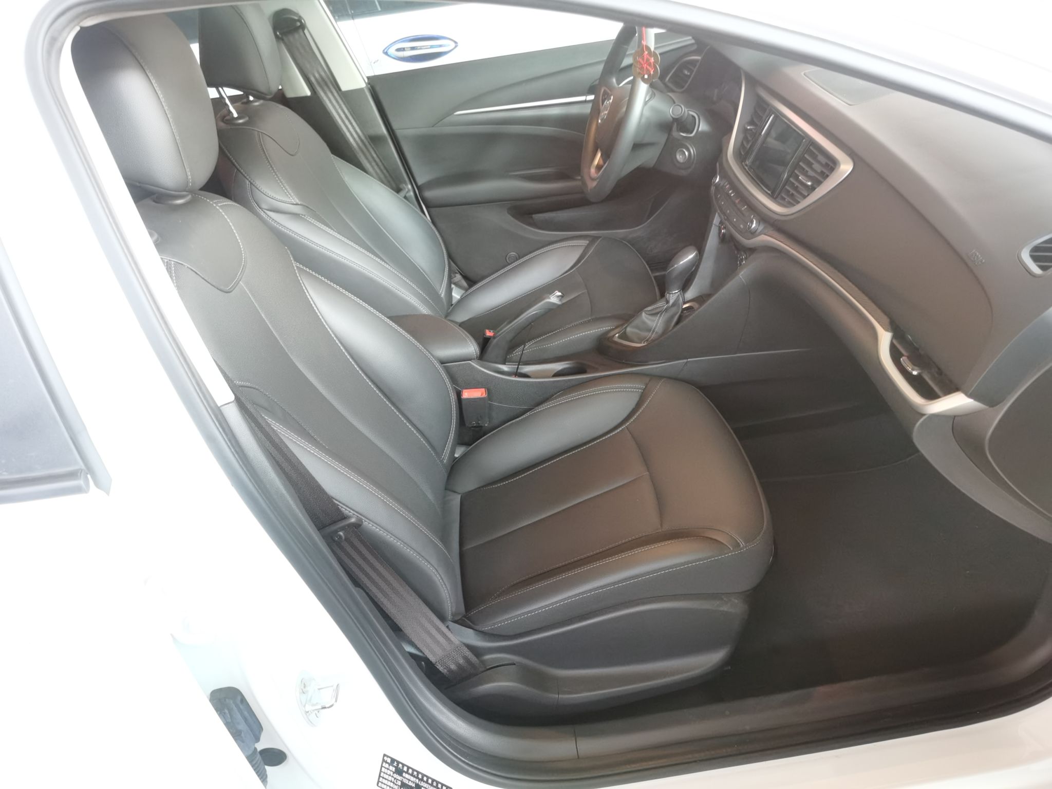 别克 英朗 2021款 改款 典范 1.5L 自动精英型