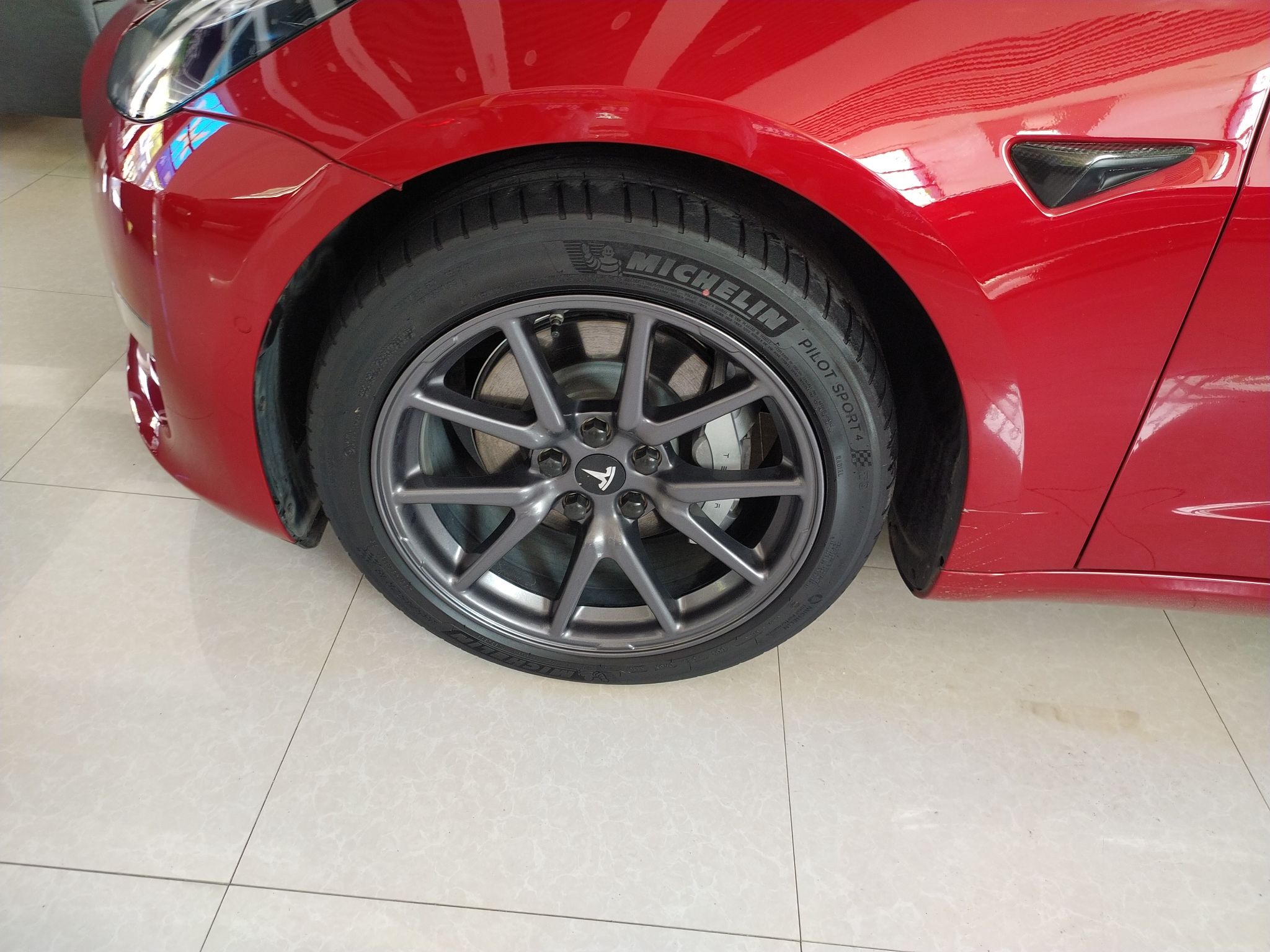 特斯拉 Model 3 2019款 长续航后驱版(进口)