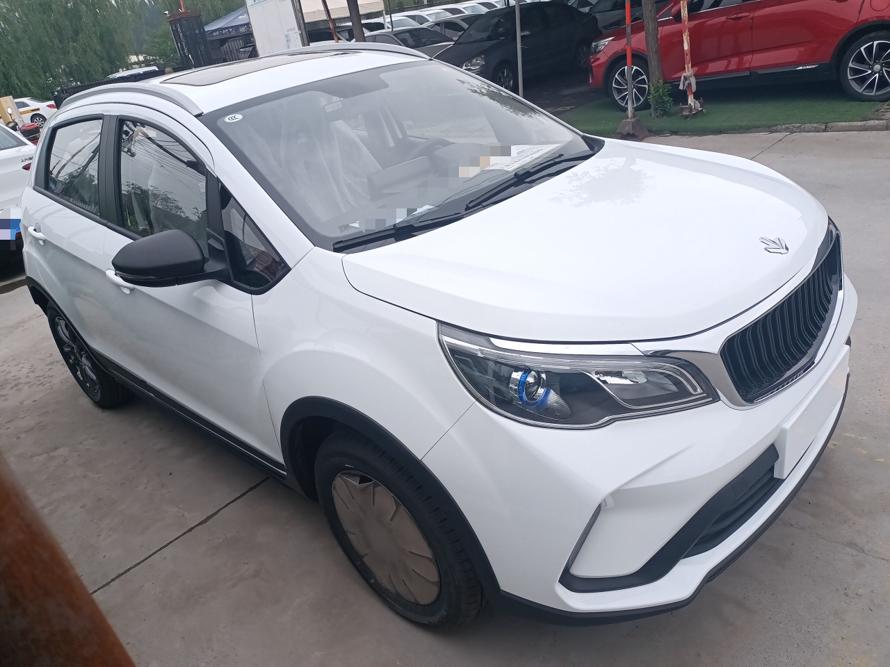 睿蓝汽车X3 PRO 2022款 1.5L 手动小萌