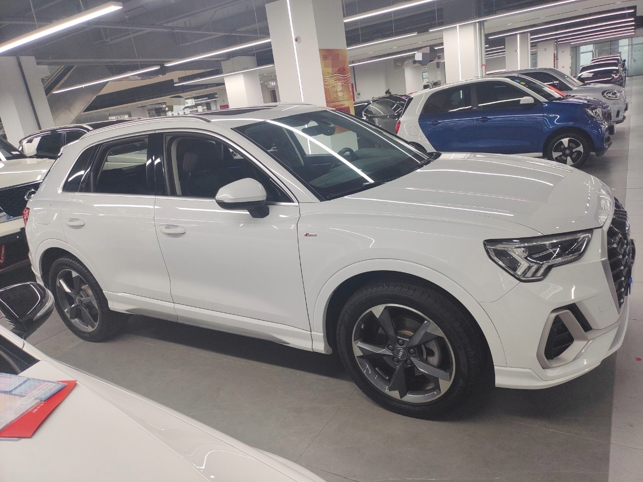 奥迪Q3 2019款 40 TFSI quattro 时尚动感型