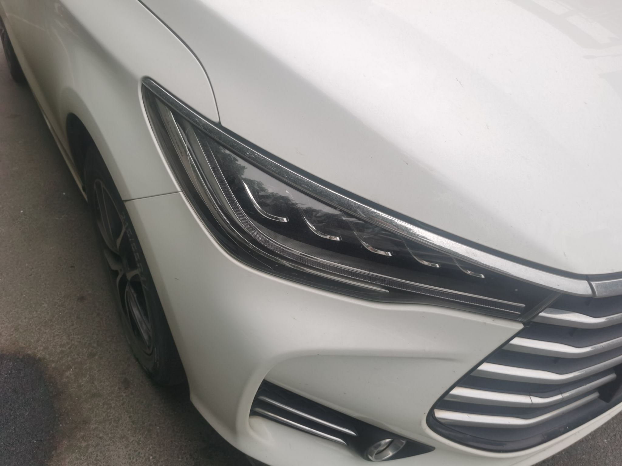 比亚迪 宋MAX 2018款 1.5T 自动智联精英型 6座