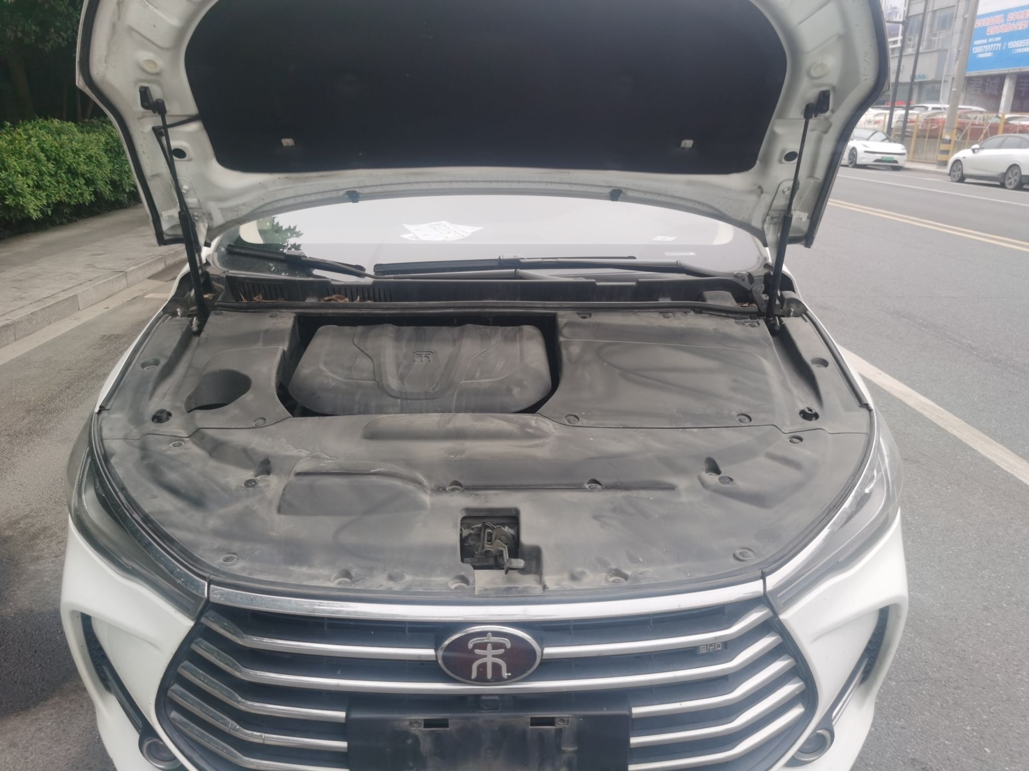 比亚迪 宋MAX 2018款 1.5T 自动智联精英型 6座