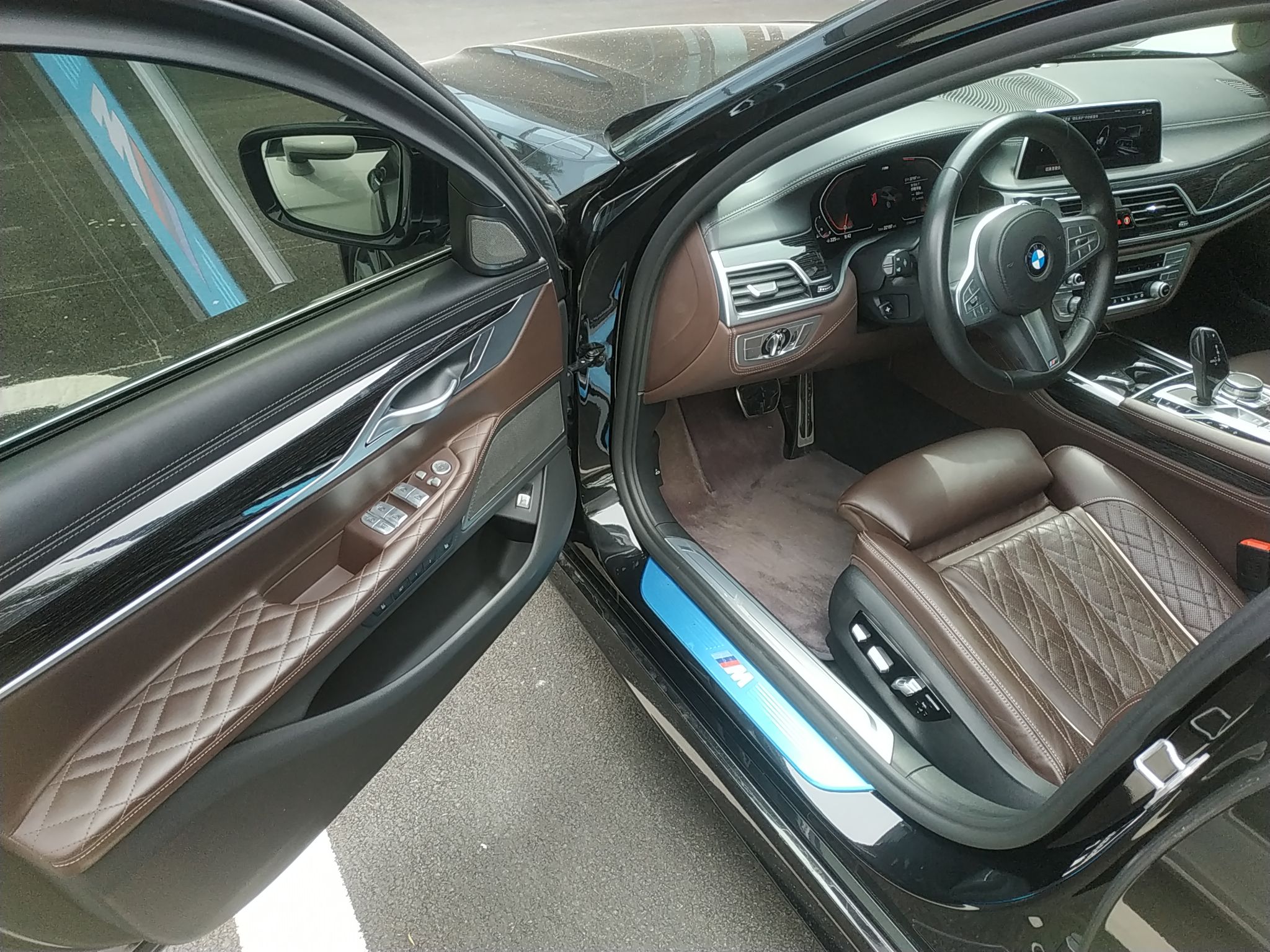 宝马7系 2021款 740Li 尊享型 M运动套装(进口)