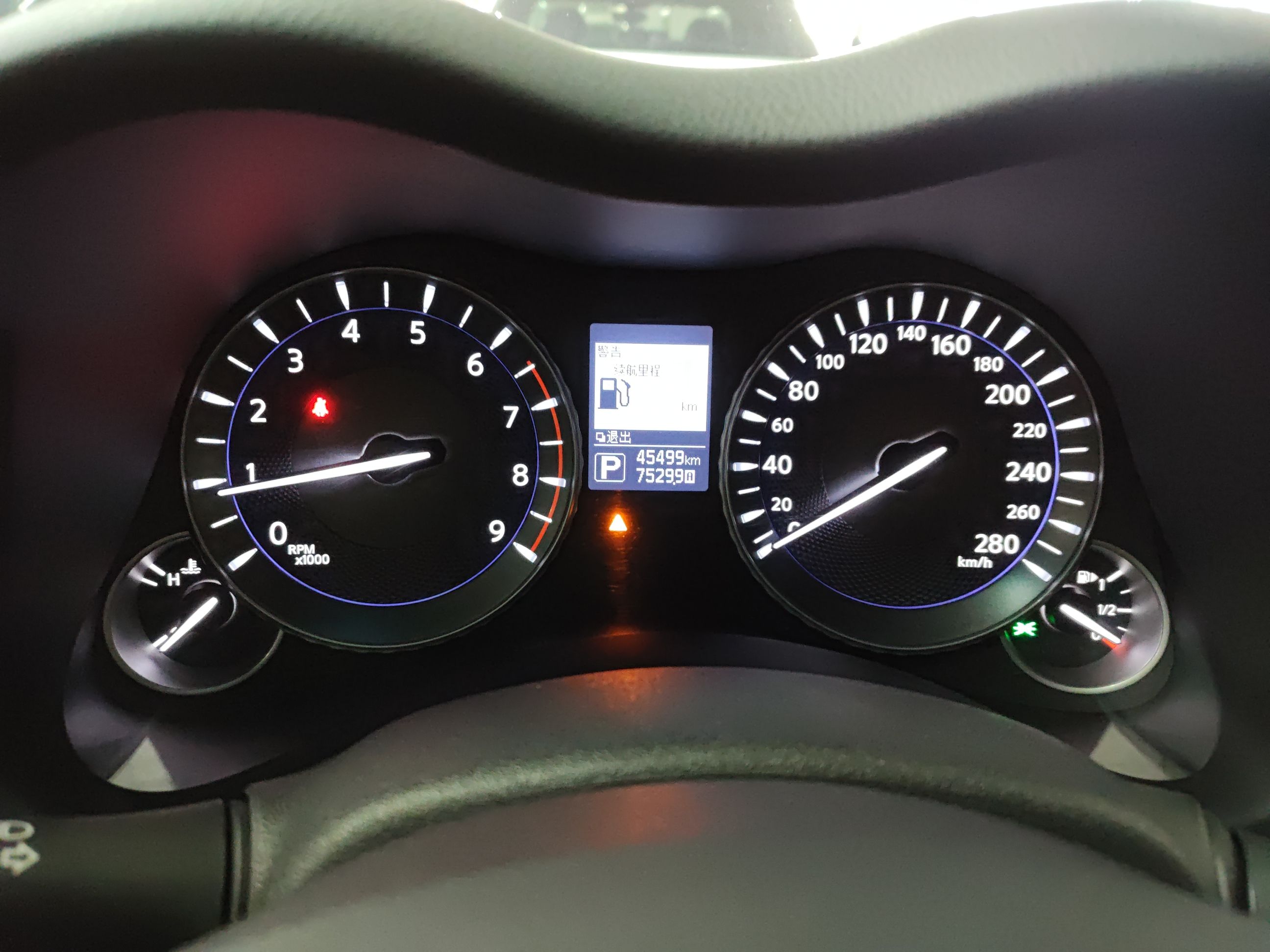 英菲尼迪Q70L 2019款 Q70L 2.0T 精英版 PLUS(进口)