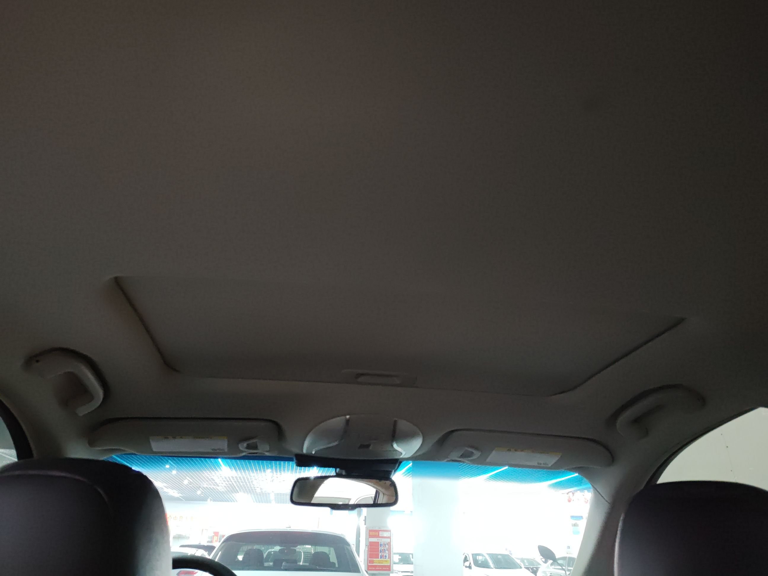 英菲尼迪Q70L 2019款 Q70L 2.0T 精英版 PLUS(进口)