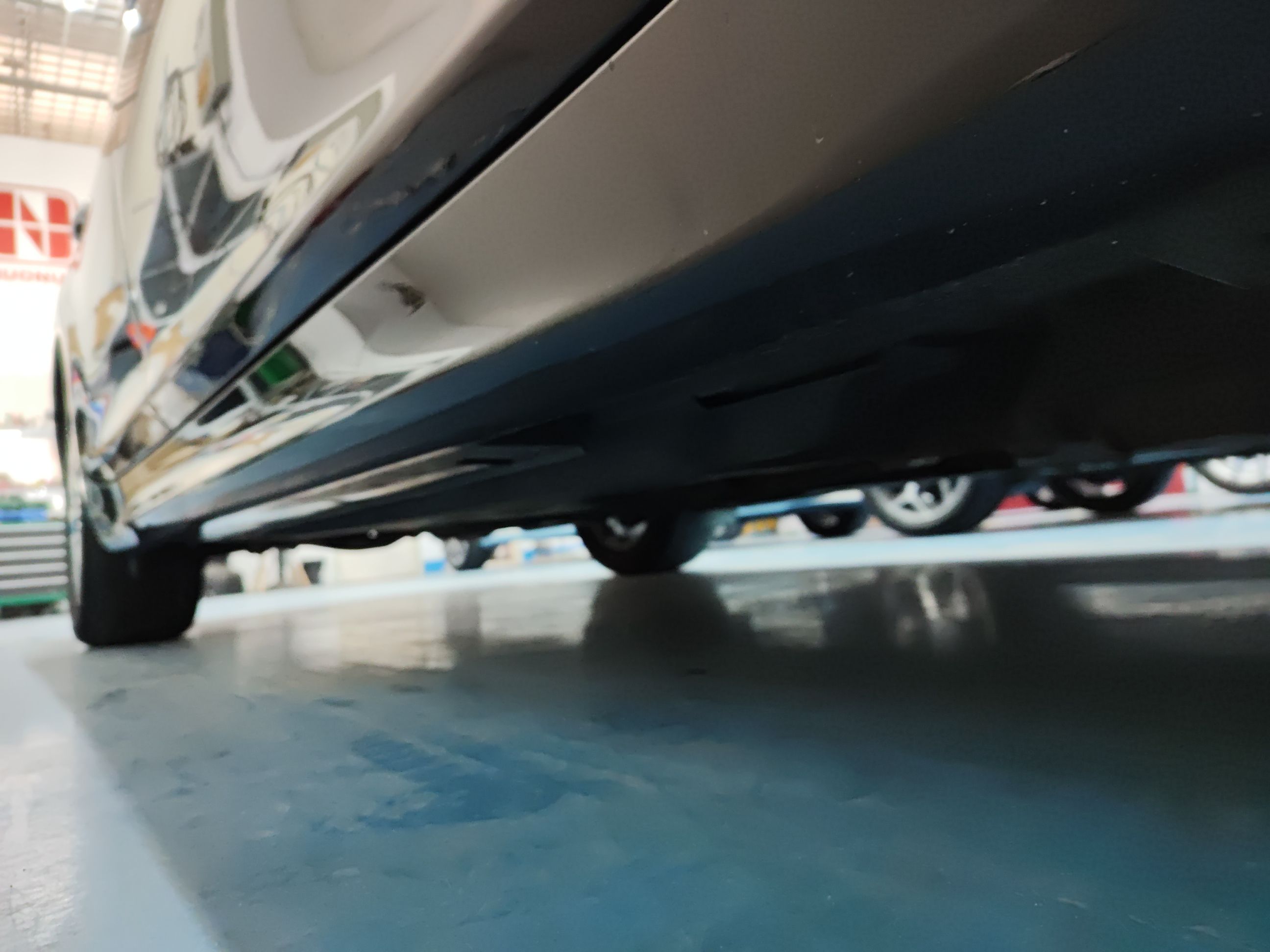 英菲尼迪Q70L 2019款 Q70L 2.0T 精英版 PLUS(进口)