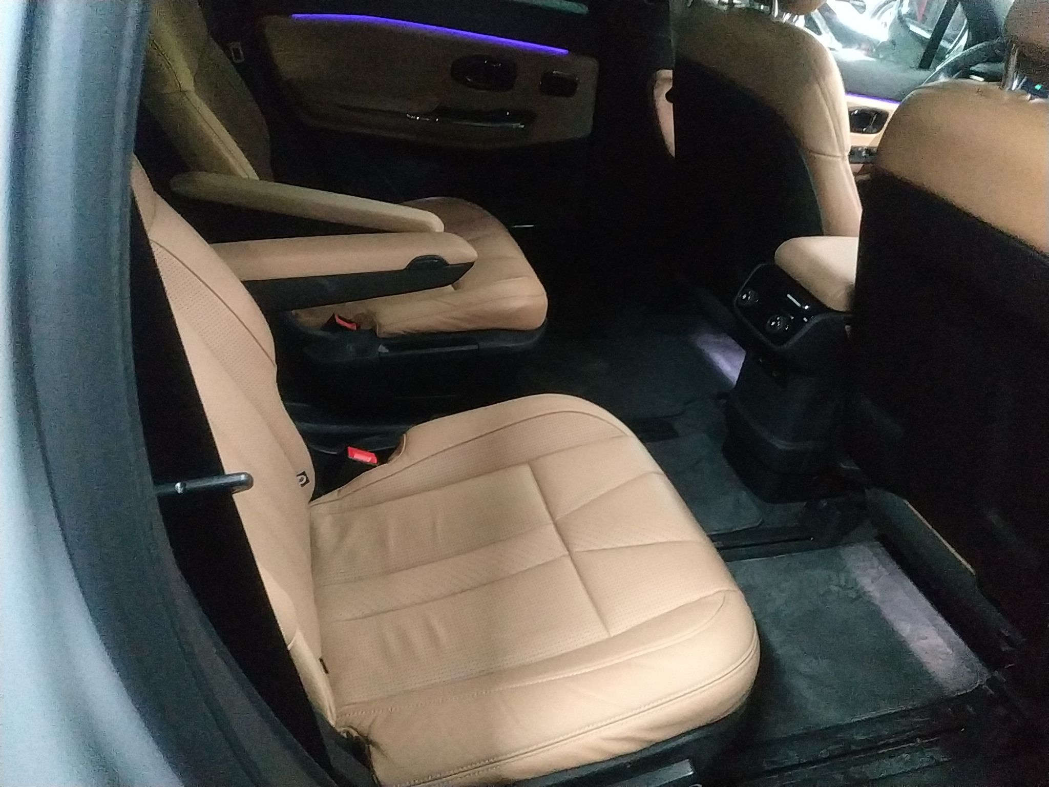 蔚来ES8 2020款 580KM 六座版