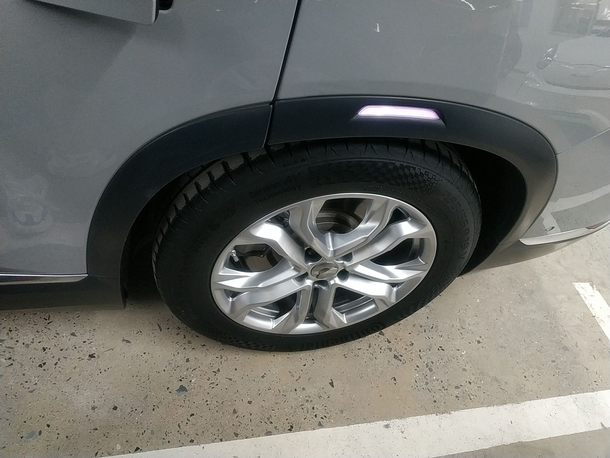 蔚来ES8 2020款 580KM 六座版