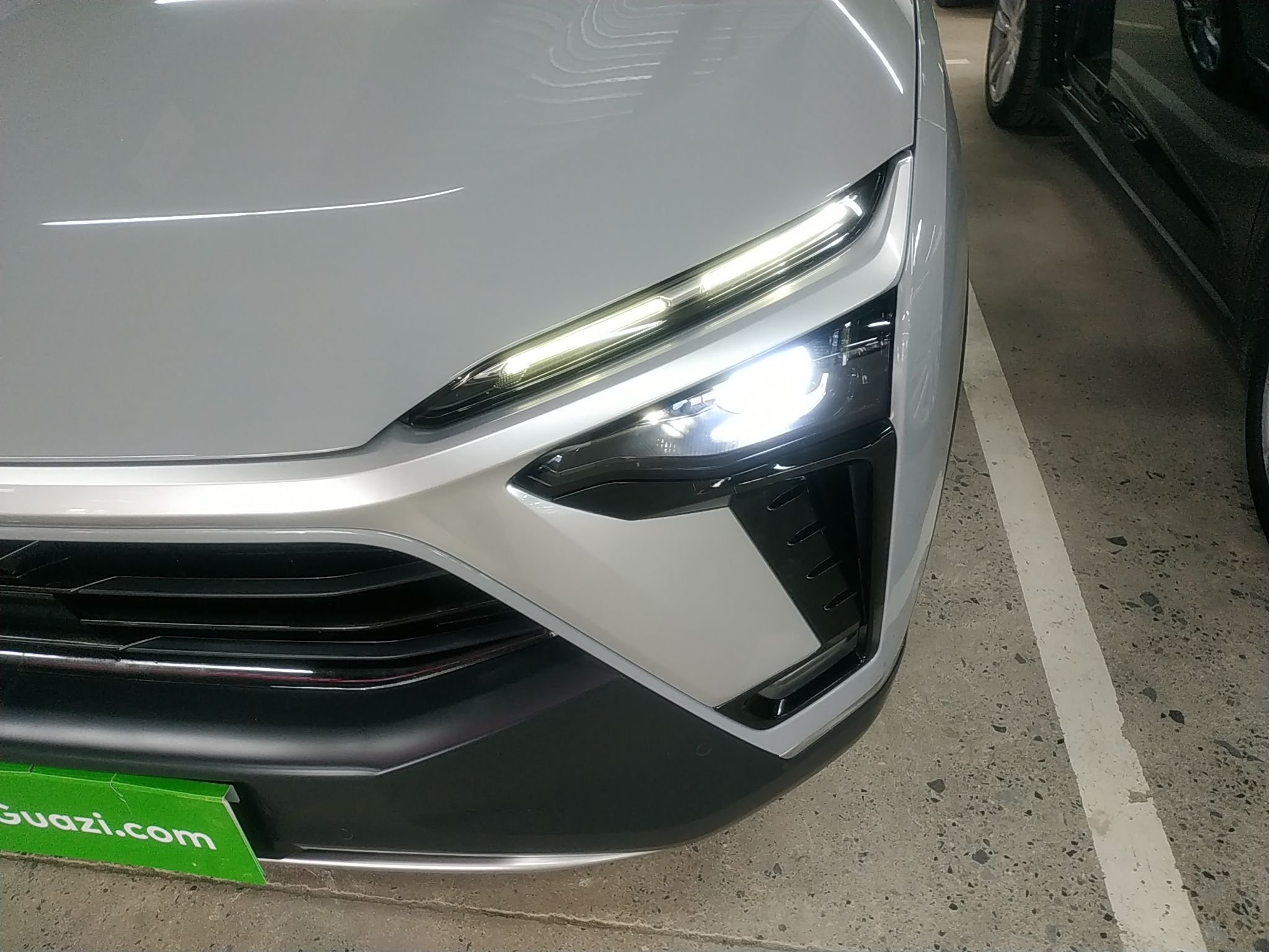 蔚来ES8 2020款 580KM 六座版