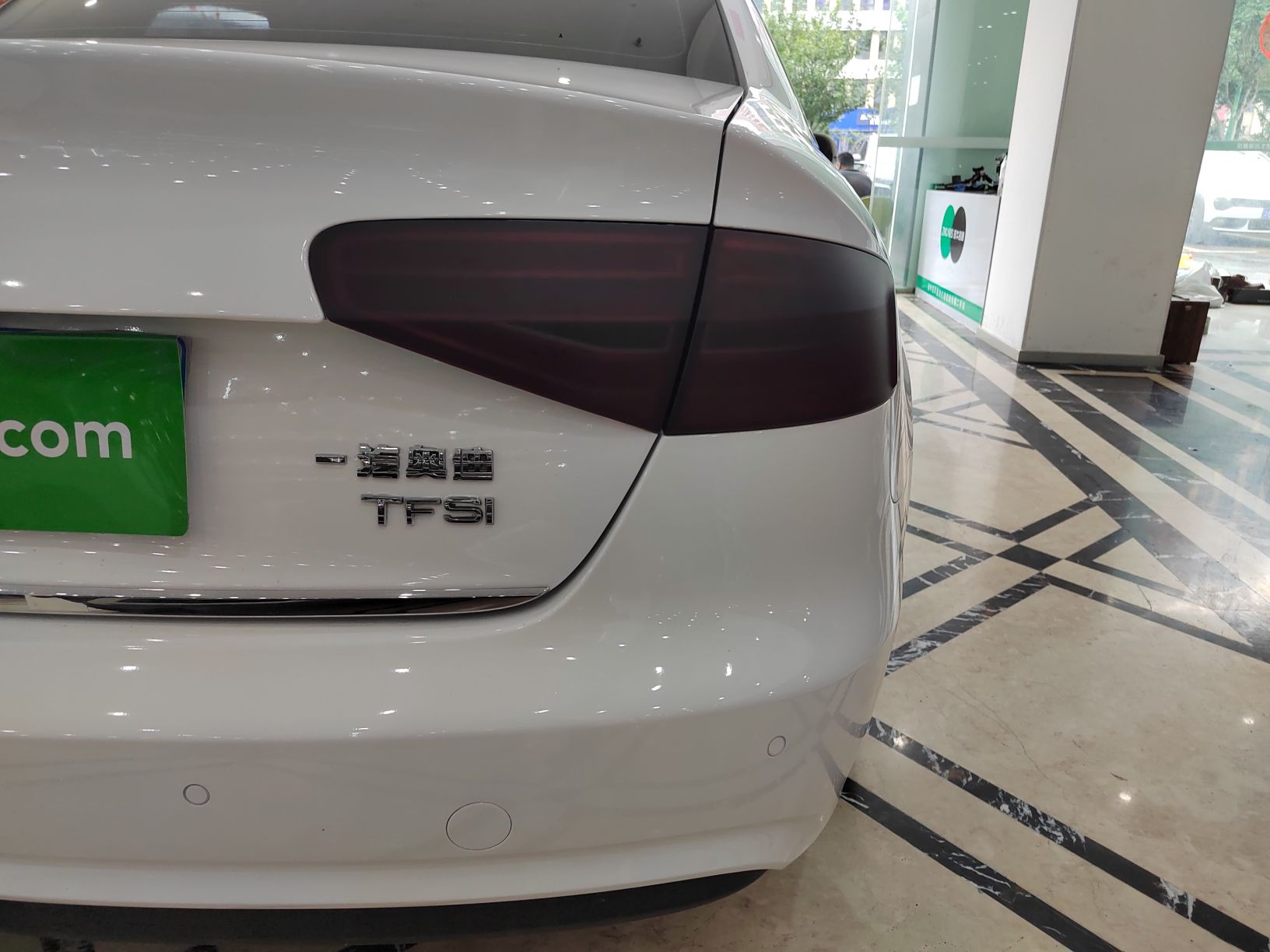 奥迪A4L 2013款 35 TFSI 自动标准型