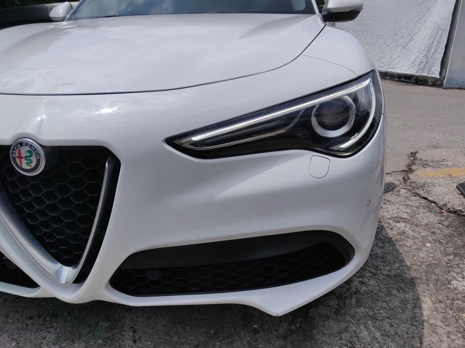 阿尔法·罗密欧 Stelvio 2017款 2.0T 200HP 精英版