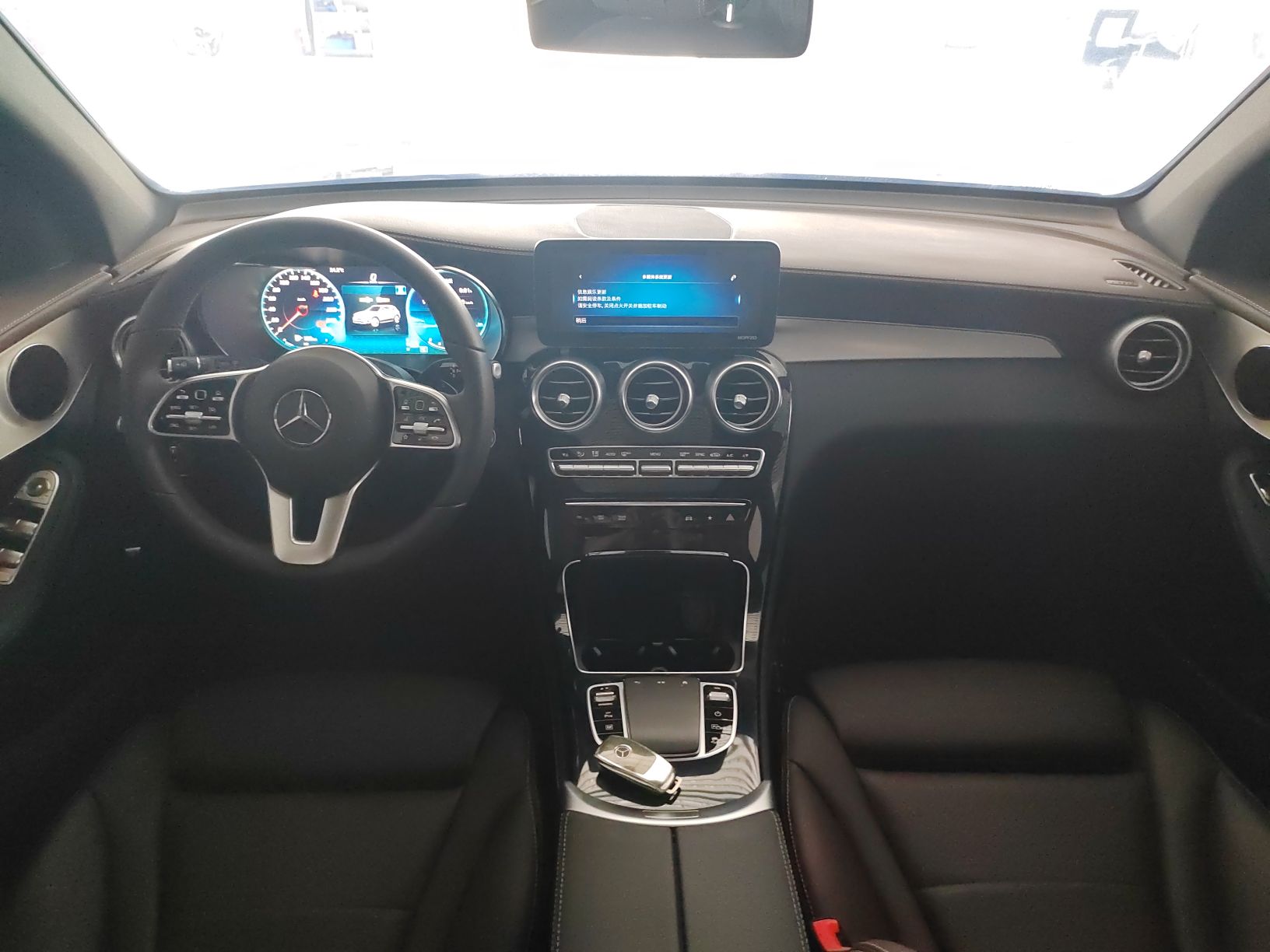 奔驰GLC级 2021款 GLC 260 L 4MATIC 动感型