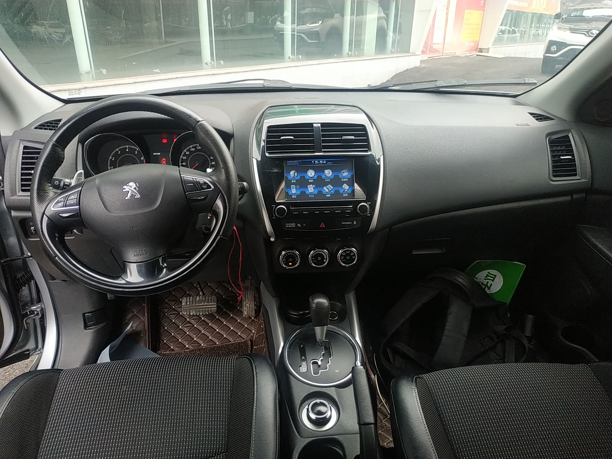 标致4008 2013款 2.0L 四驱时尚型(进口)