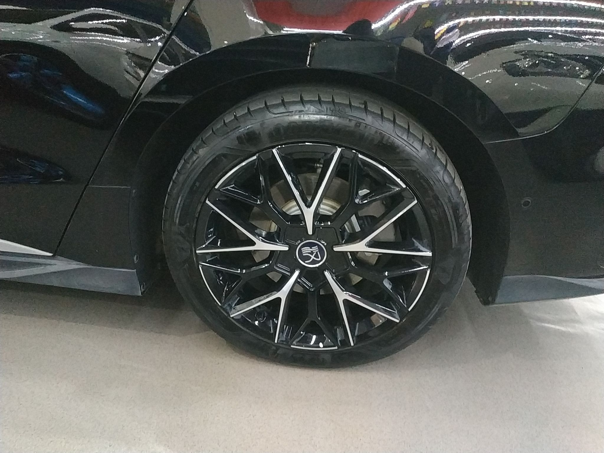 比亚迪 汉 2022款 EV 创世版 610KM四驱尊享型