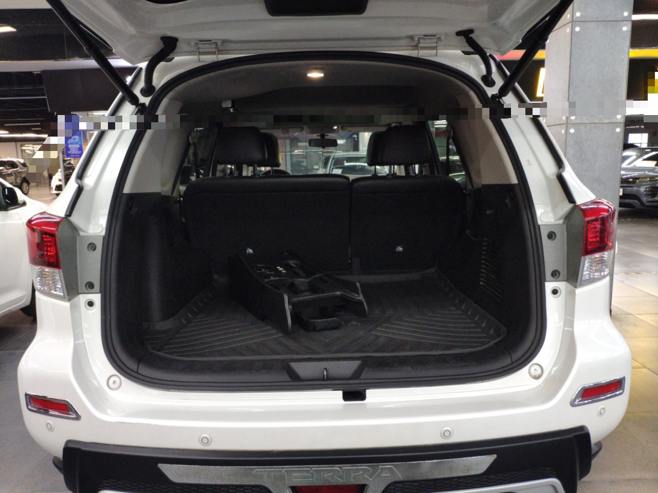 日产 途达 2020款 2.5L 自动四驱豪华版