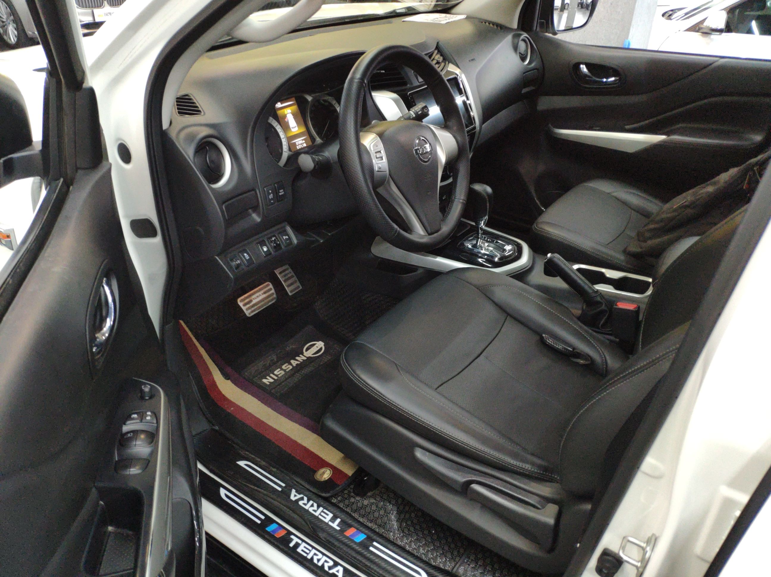 日产 途达 2020款 2.5L 自动四驱豪华版