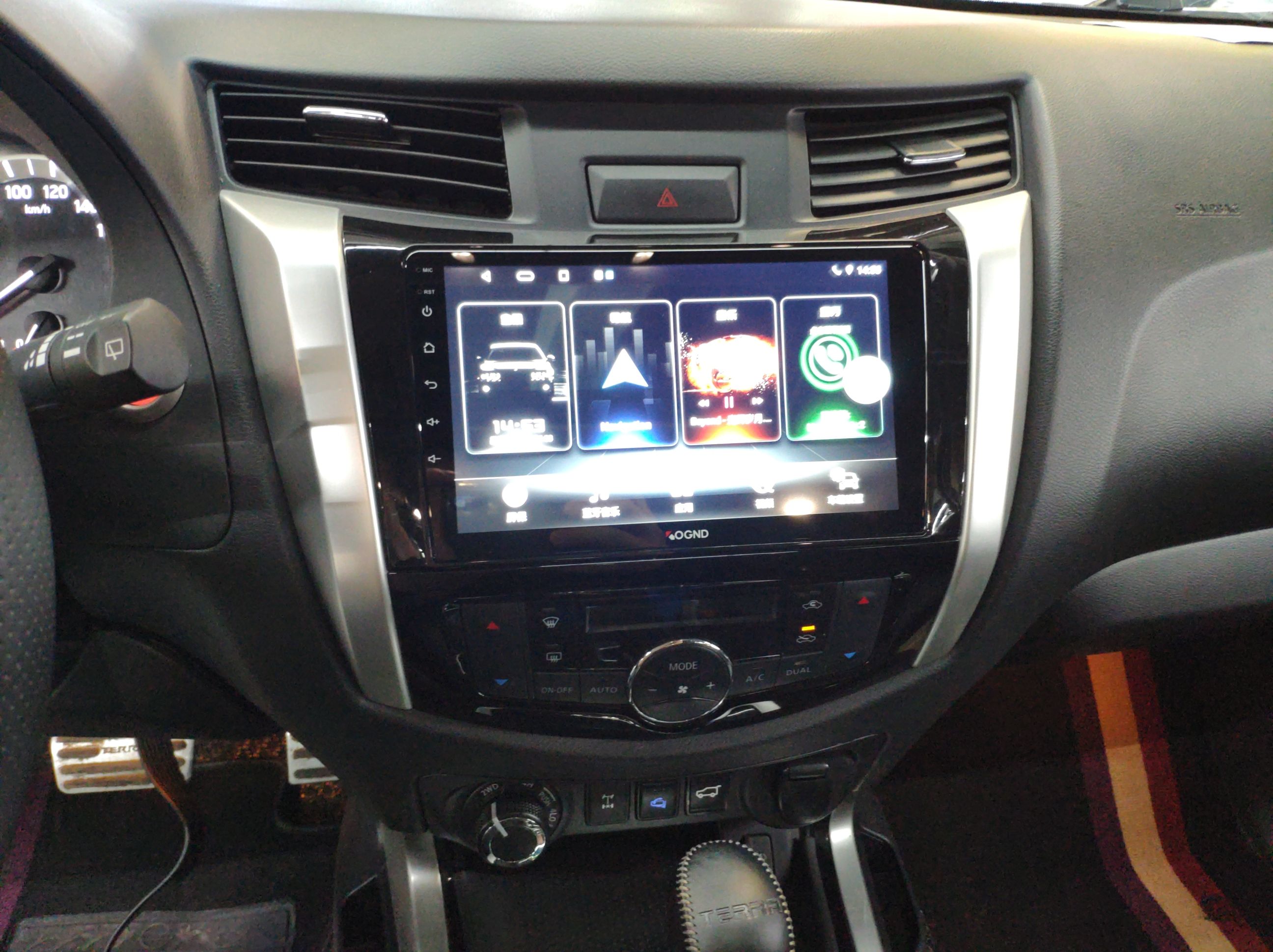 日产 途达 2020款 2.5L 自动四驱豪华版