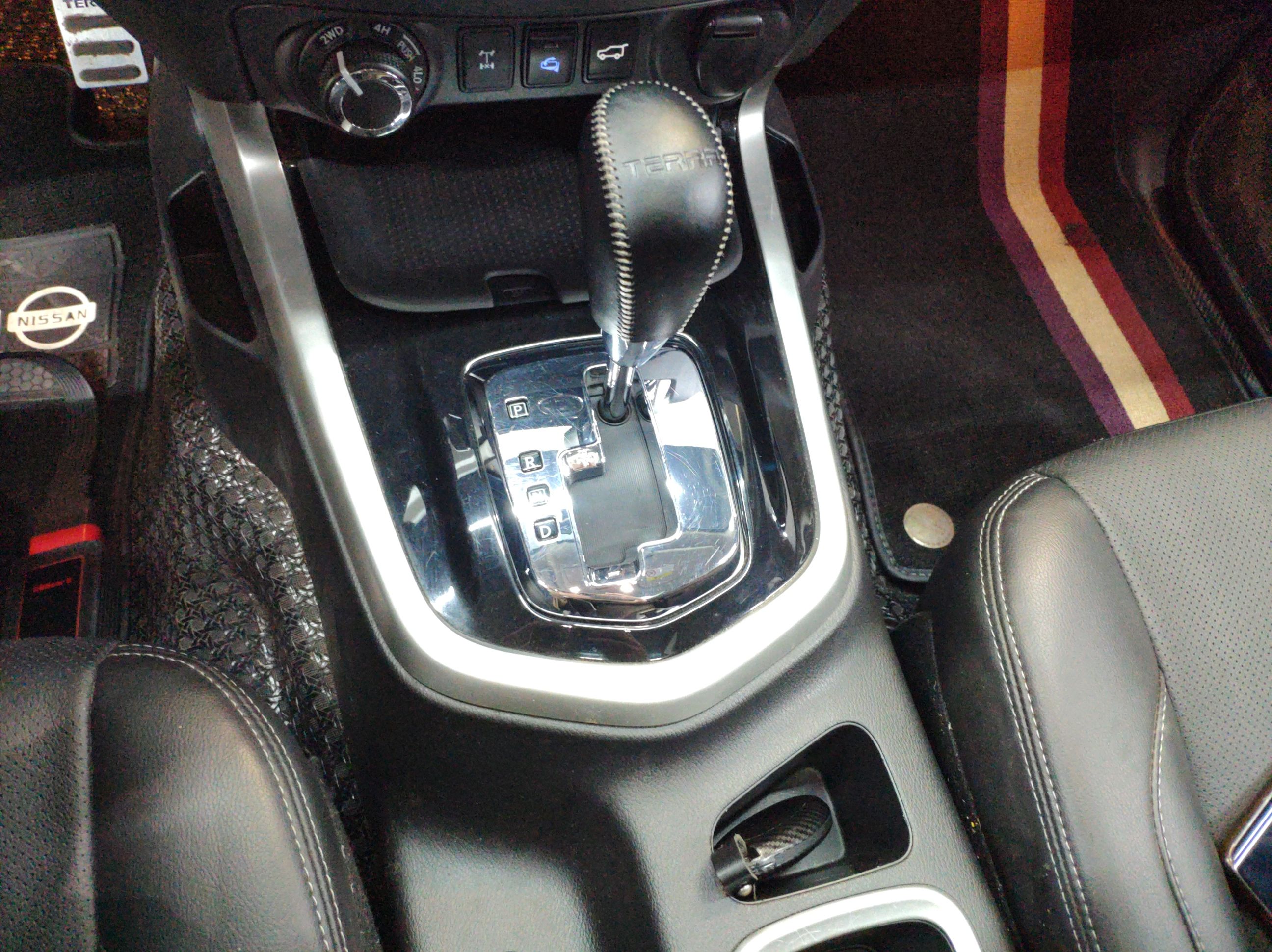 日产 途达 2020款 2.5L 自动四驱豪华版