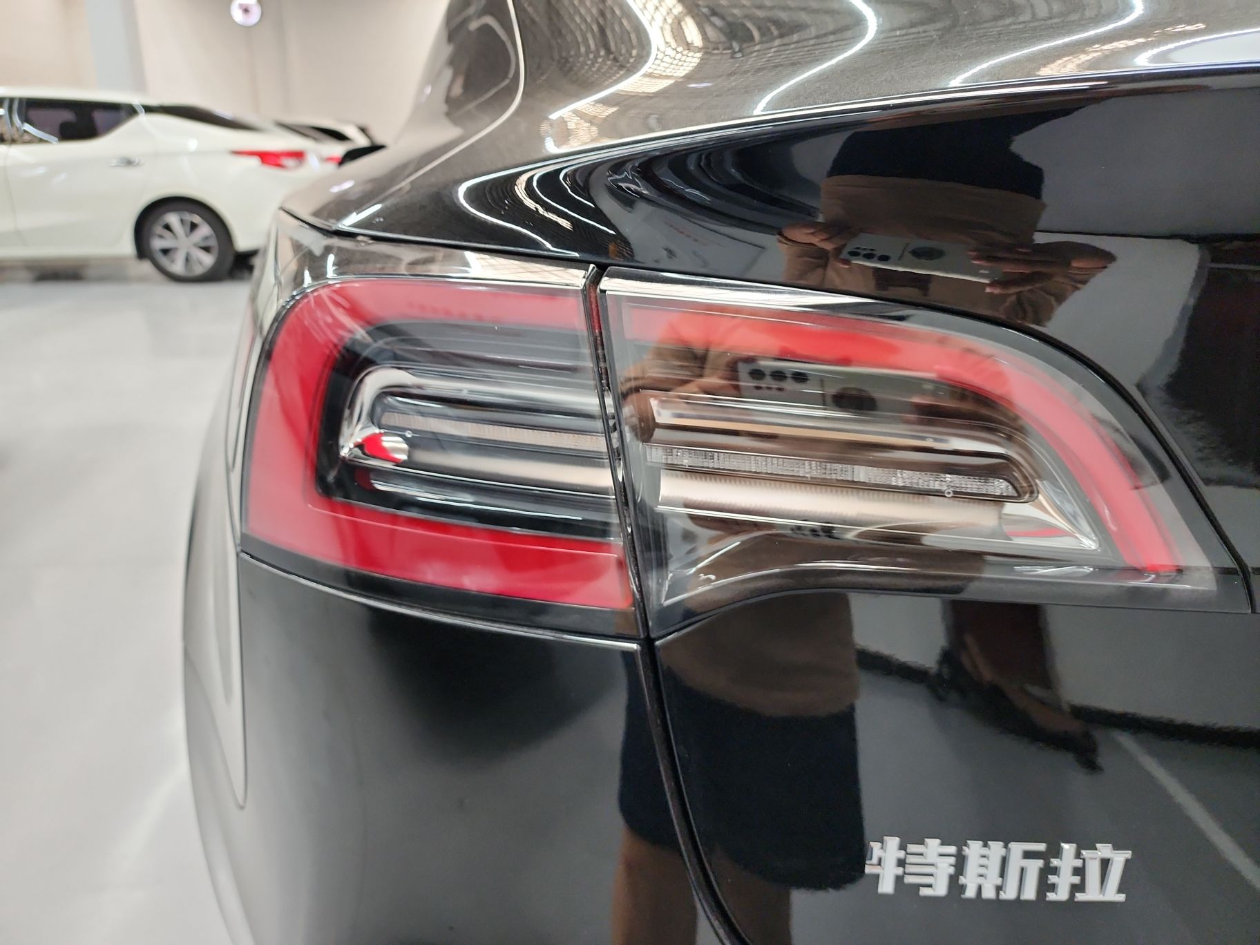 特斯拉 Model 3 2022款 后轮驱动版