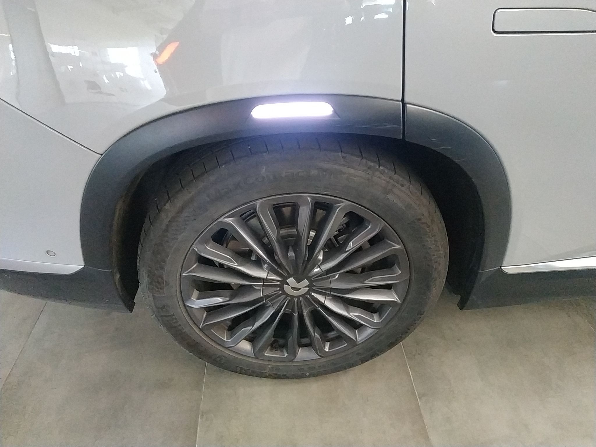 蔚来ES8 2020款 415KM 签名版 六座版